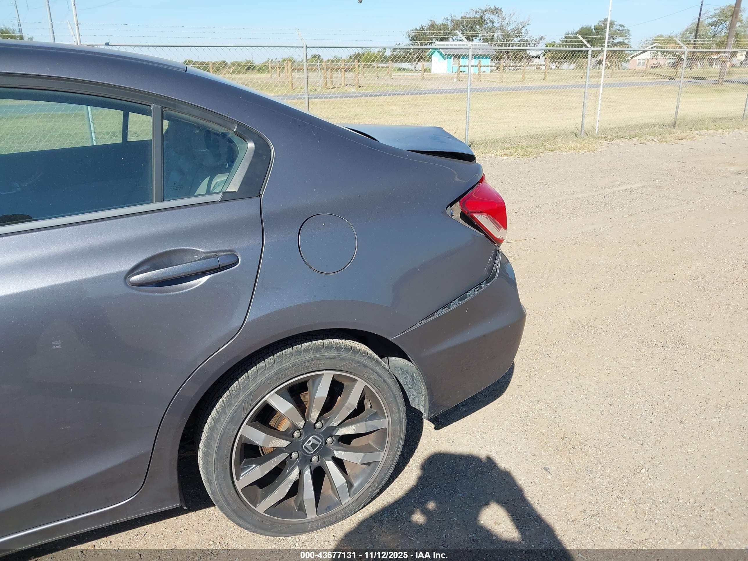 HONDA CIVIC image 6