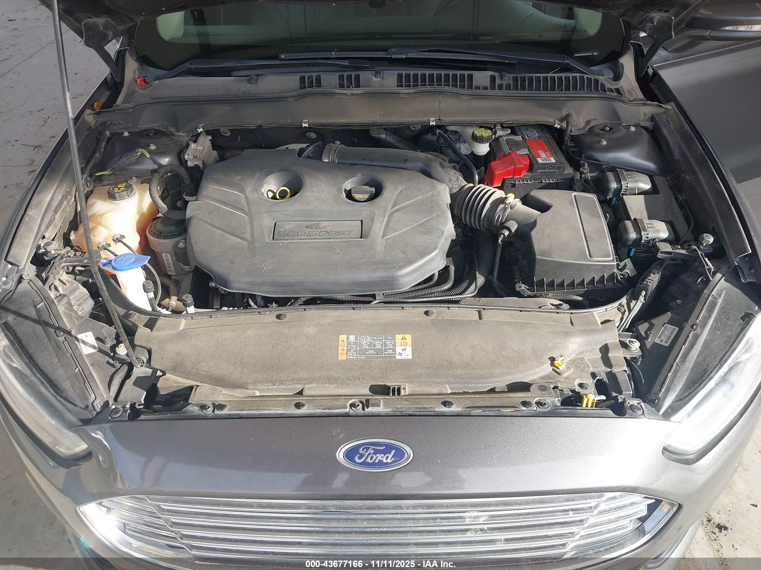 FORD FUSION image 10