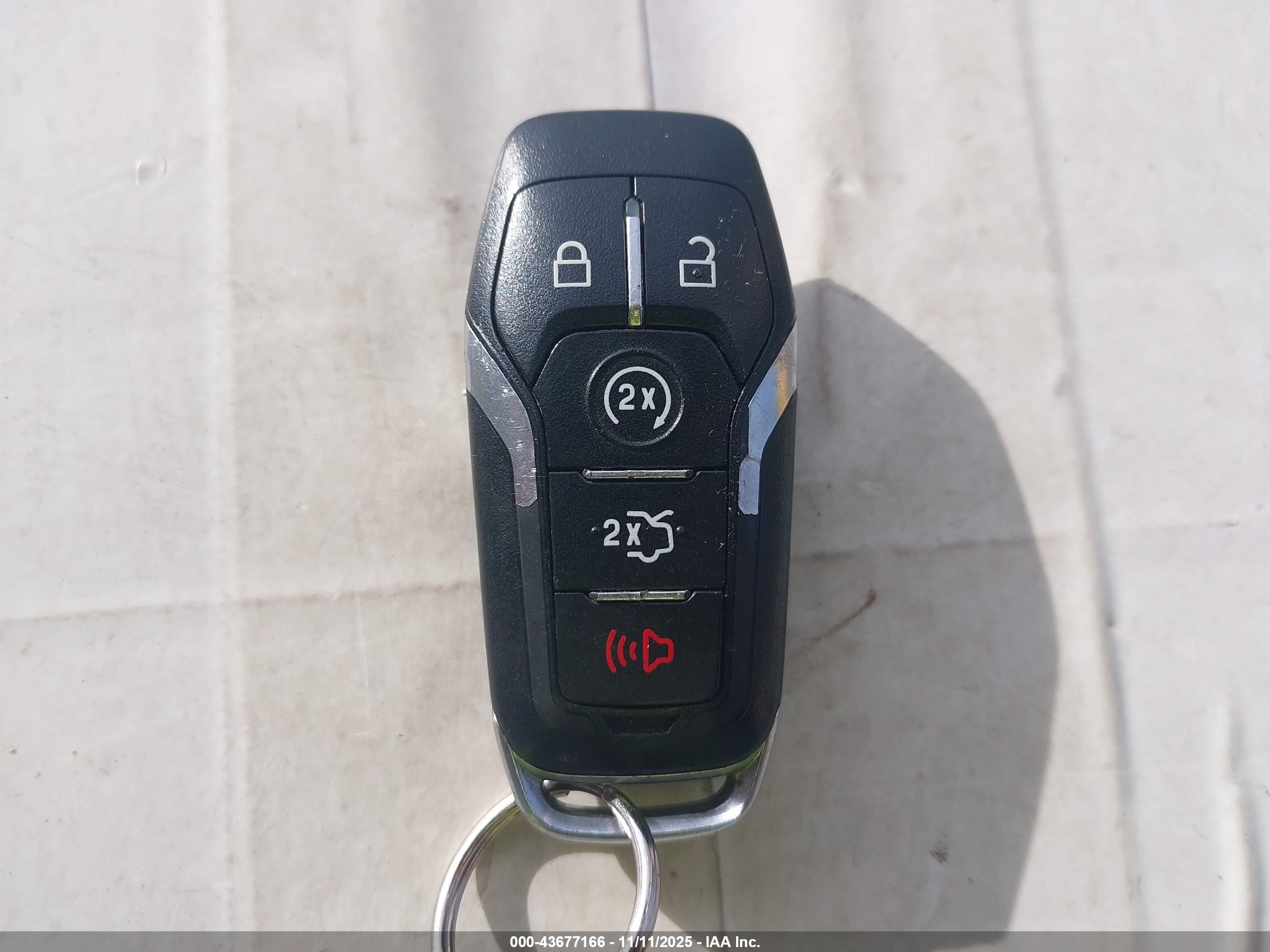 FORD FUSION image 11
