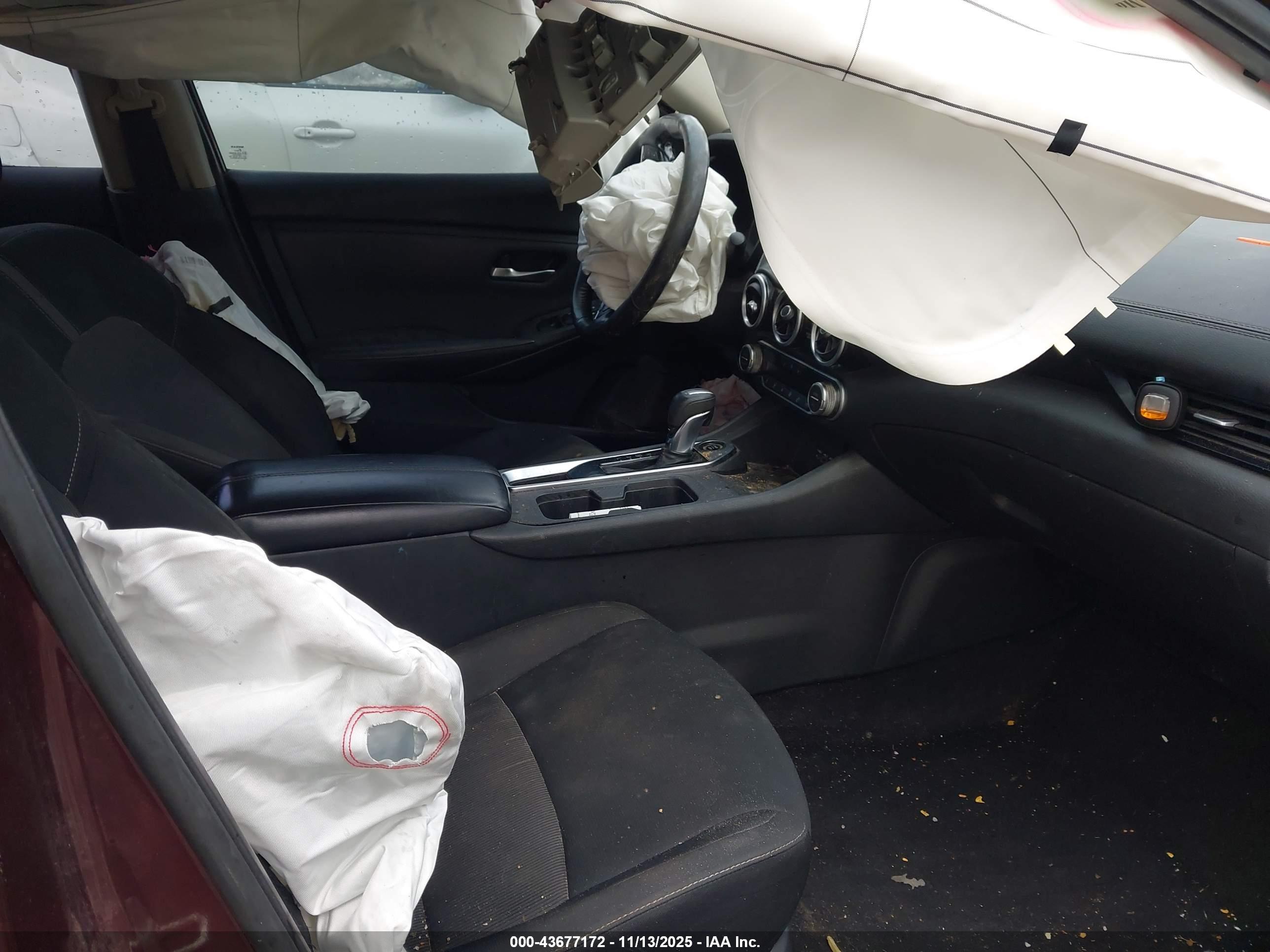 NISSAN SENTRA image 5