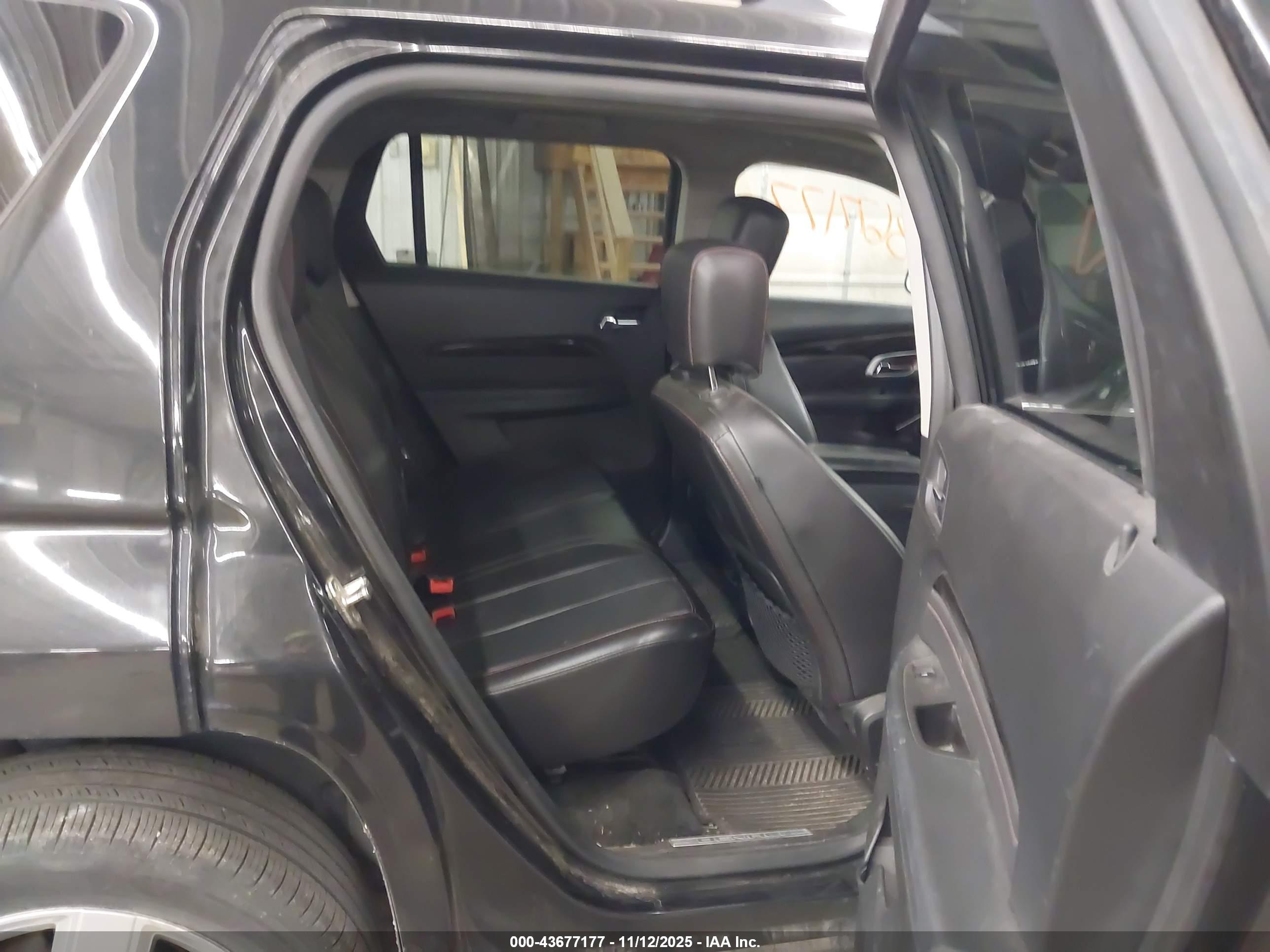 GMC TERRAIN image 8