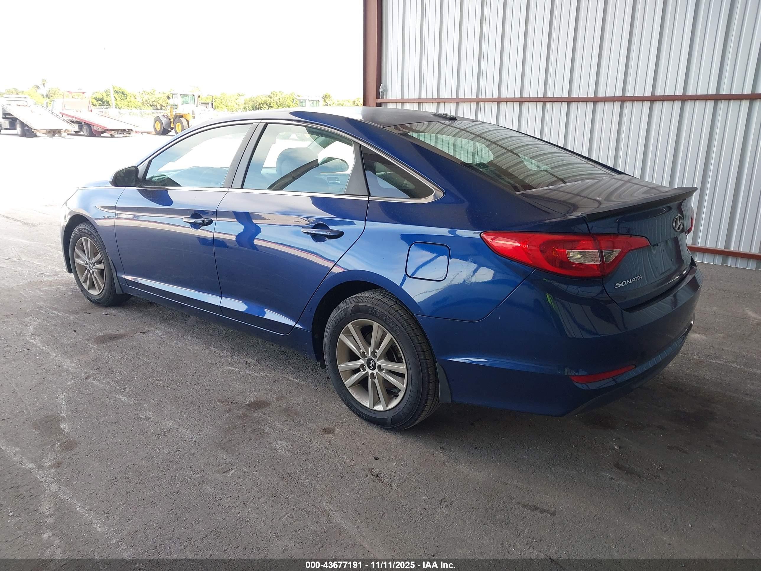 HYUNDAI SONATA image 3