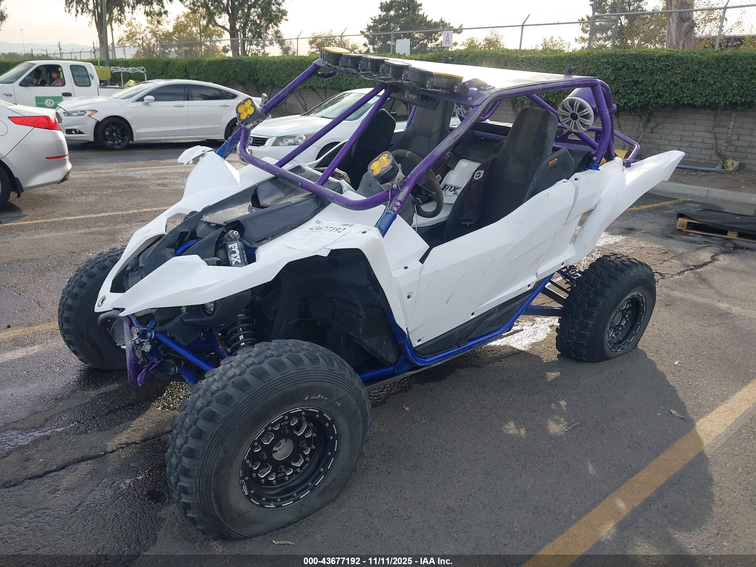 YAMAHA YXZ1000 image 2