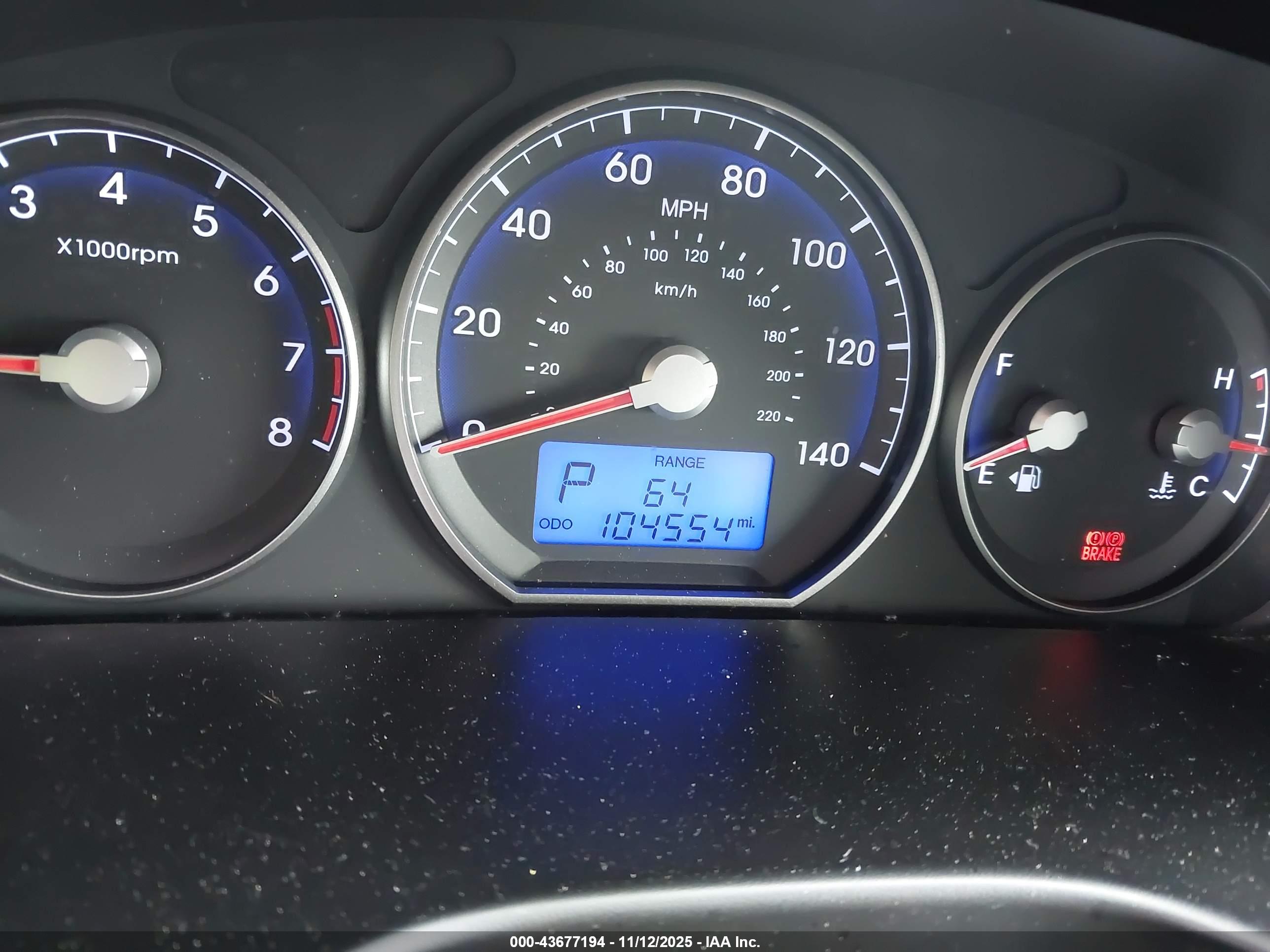 HYUNDAI SANTA image 7
