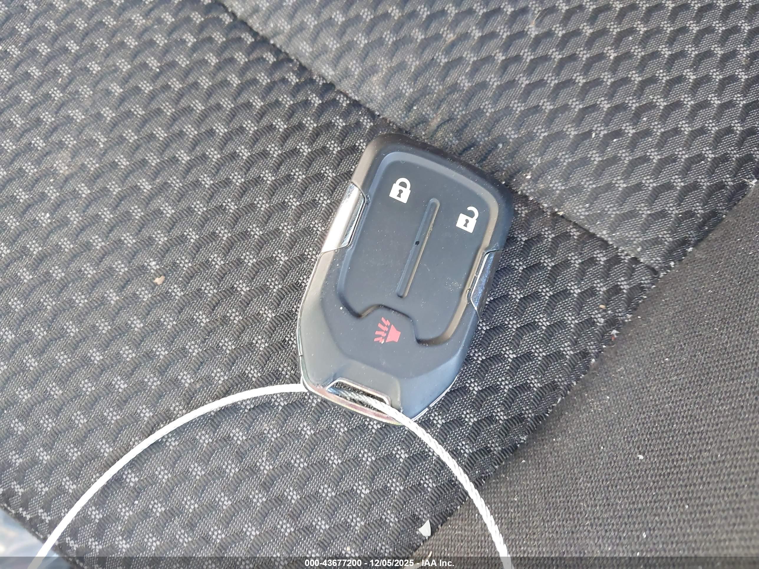 GMC TERRAIN image 11