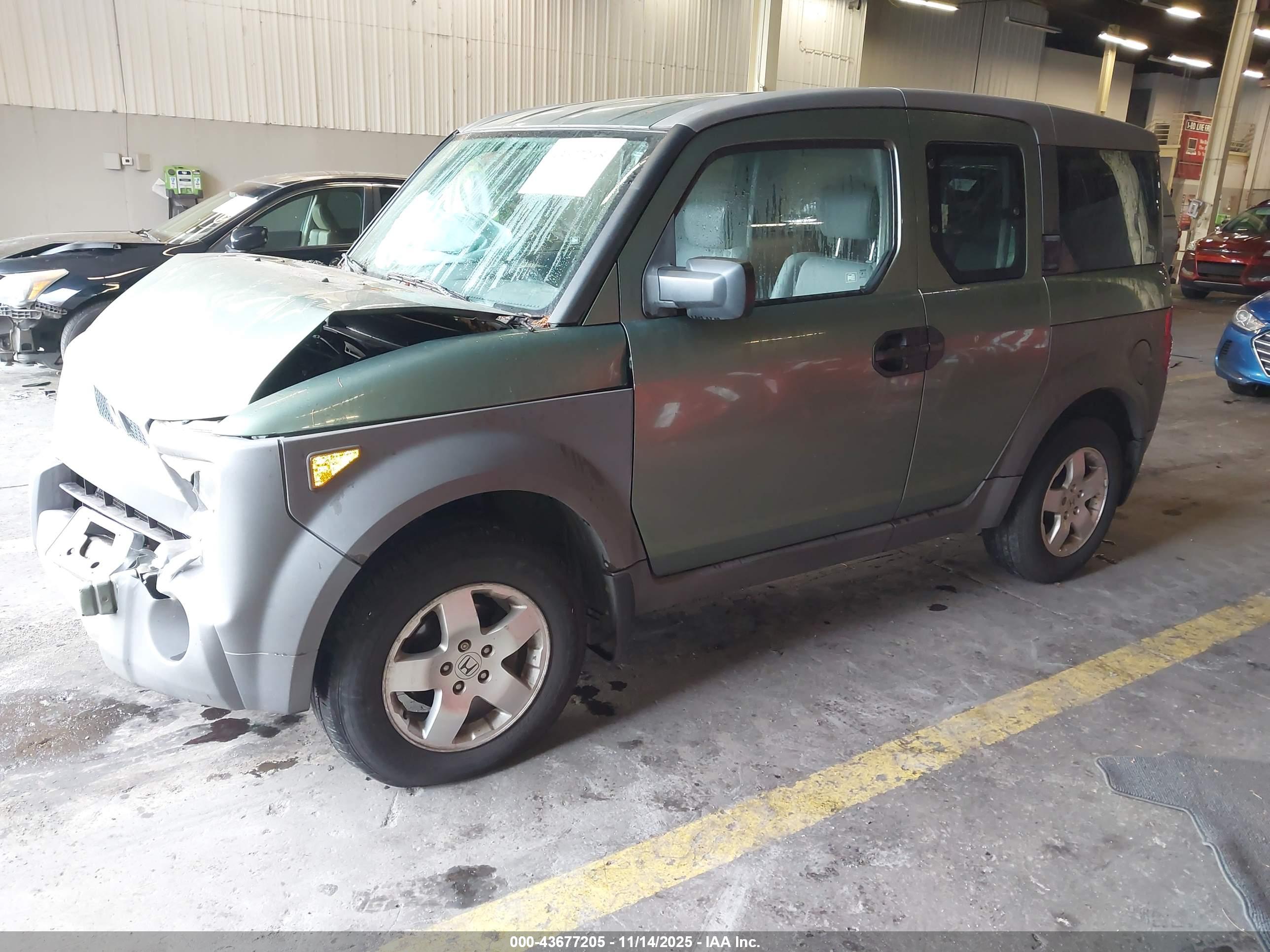 HONDA ELEMENT image 2