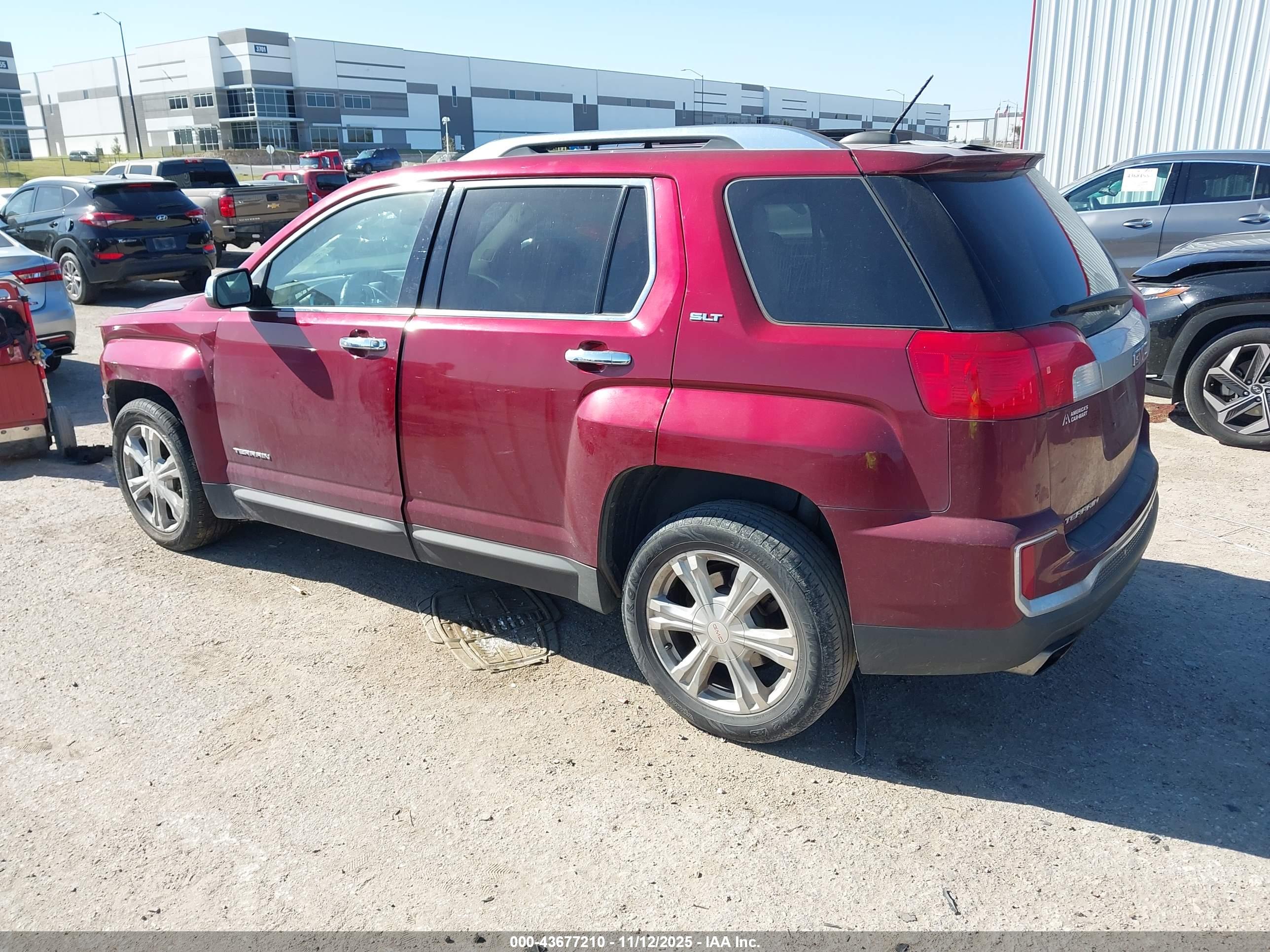 GMC TERRAIN image 3