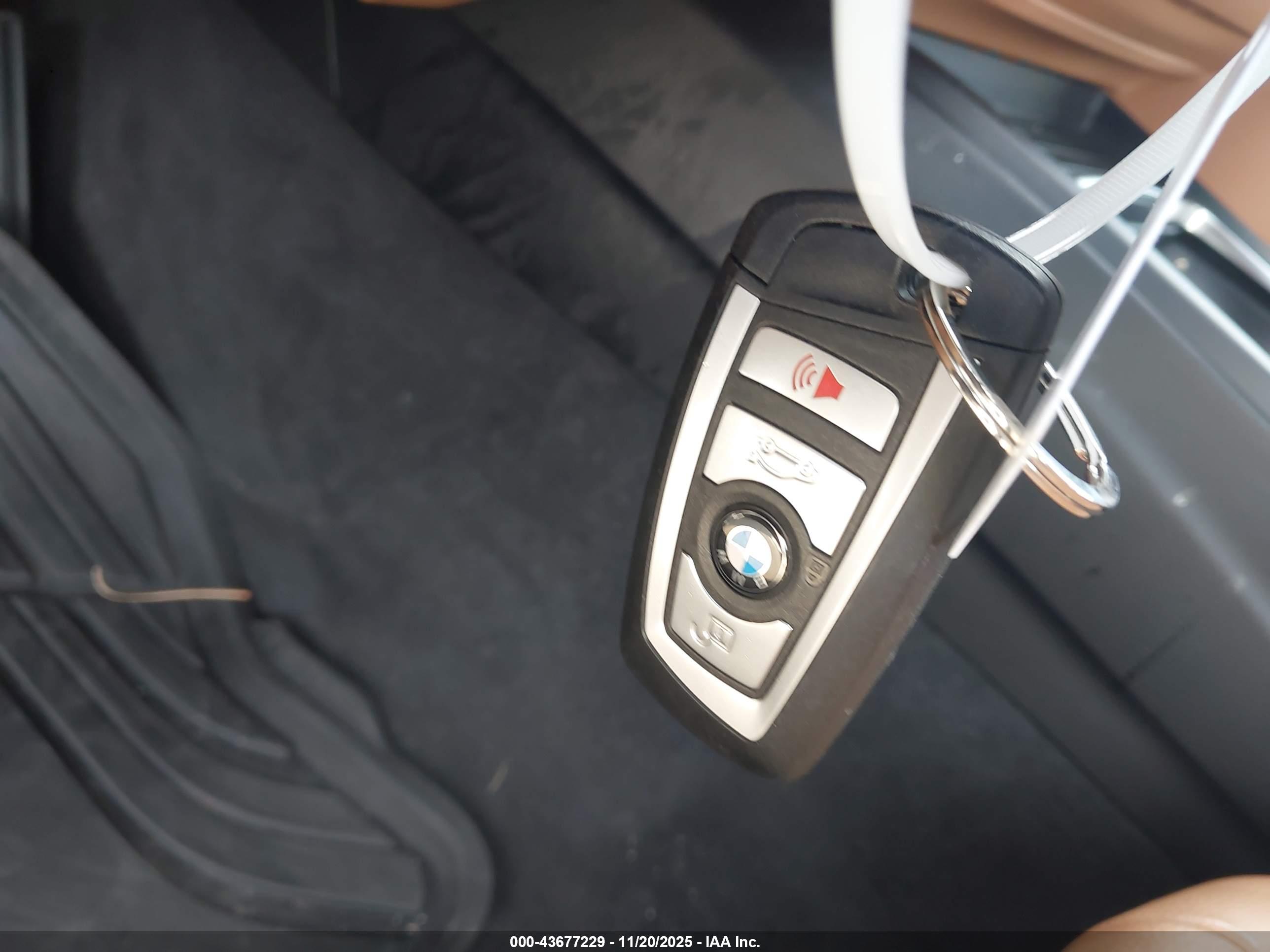 BMW 330I image 11