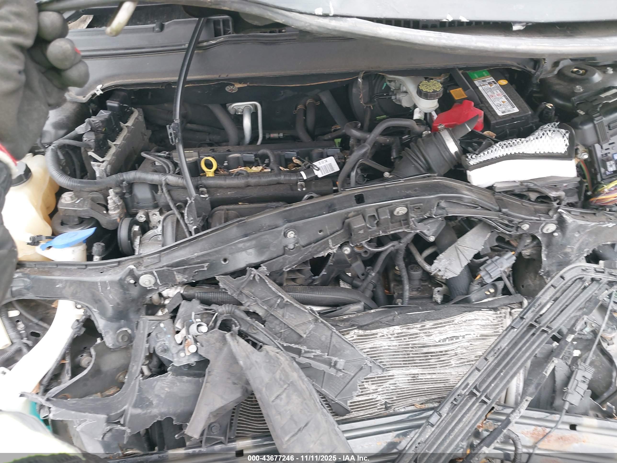 FORD FUSION image 10