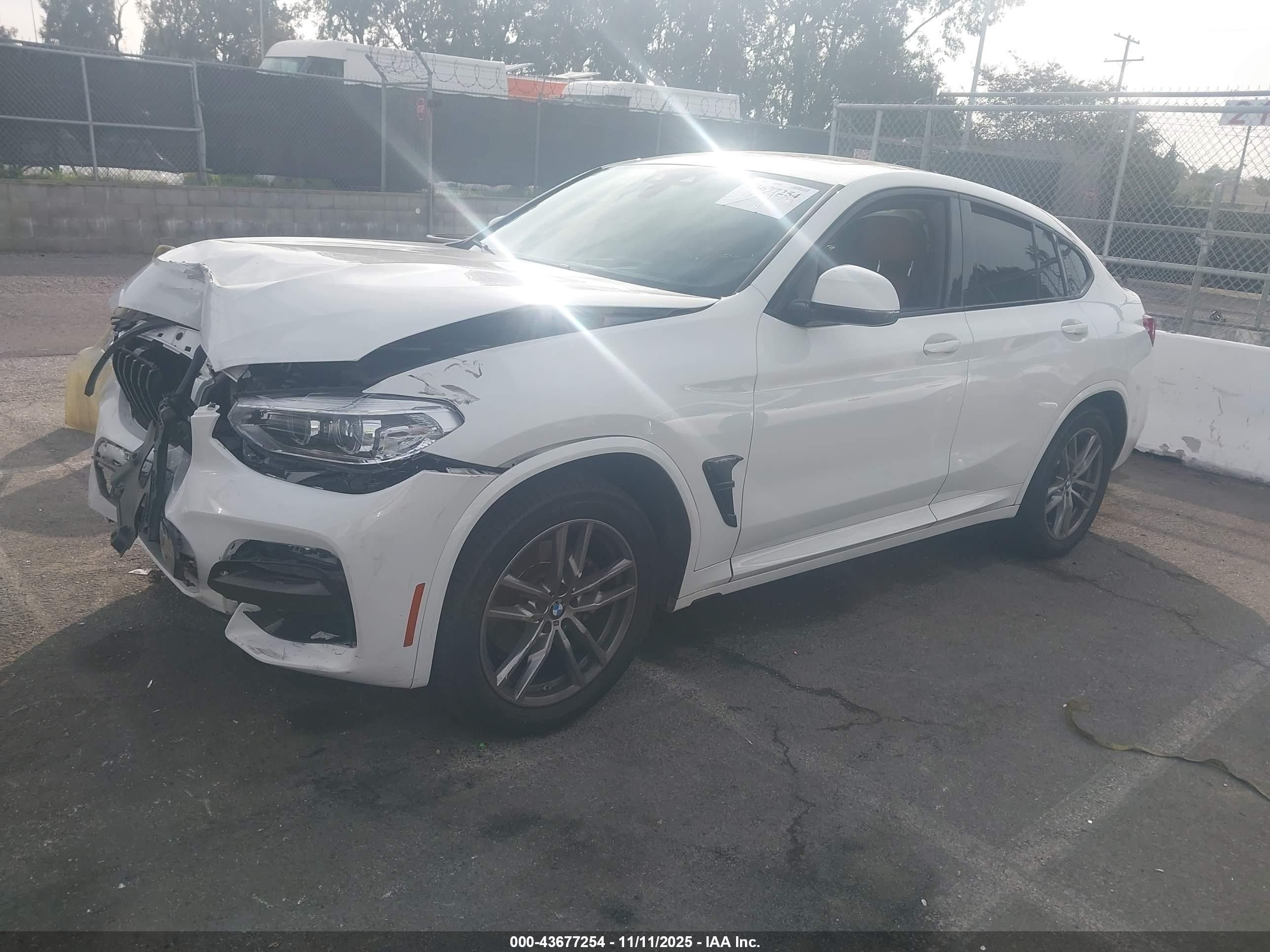 BMW X4 image 2