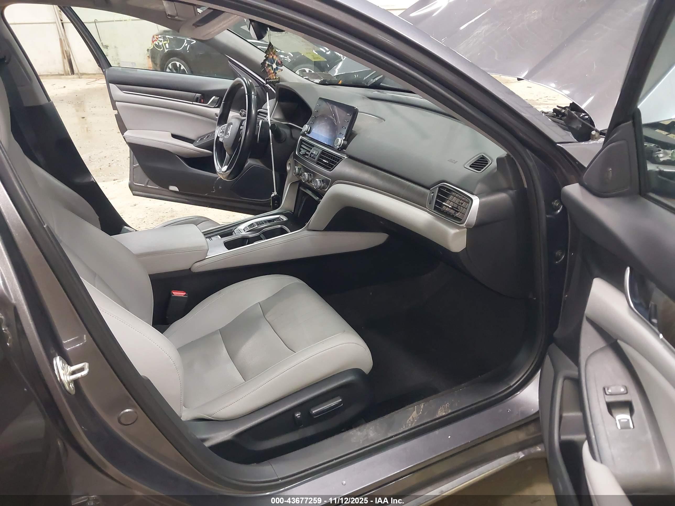 HONDA ACCORD image 5