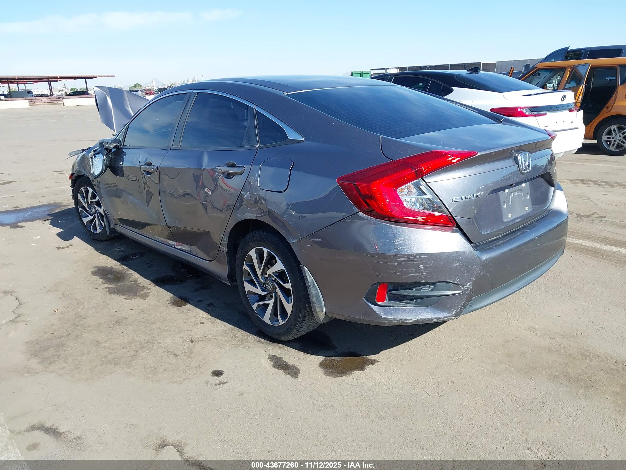 HONDA CIVIC image 3