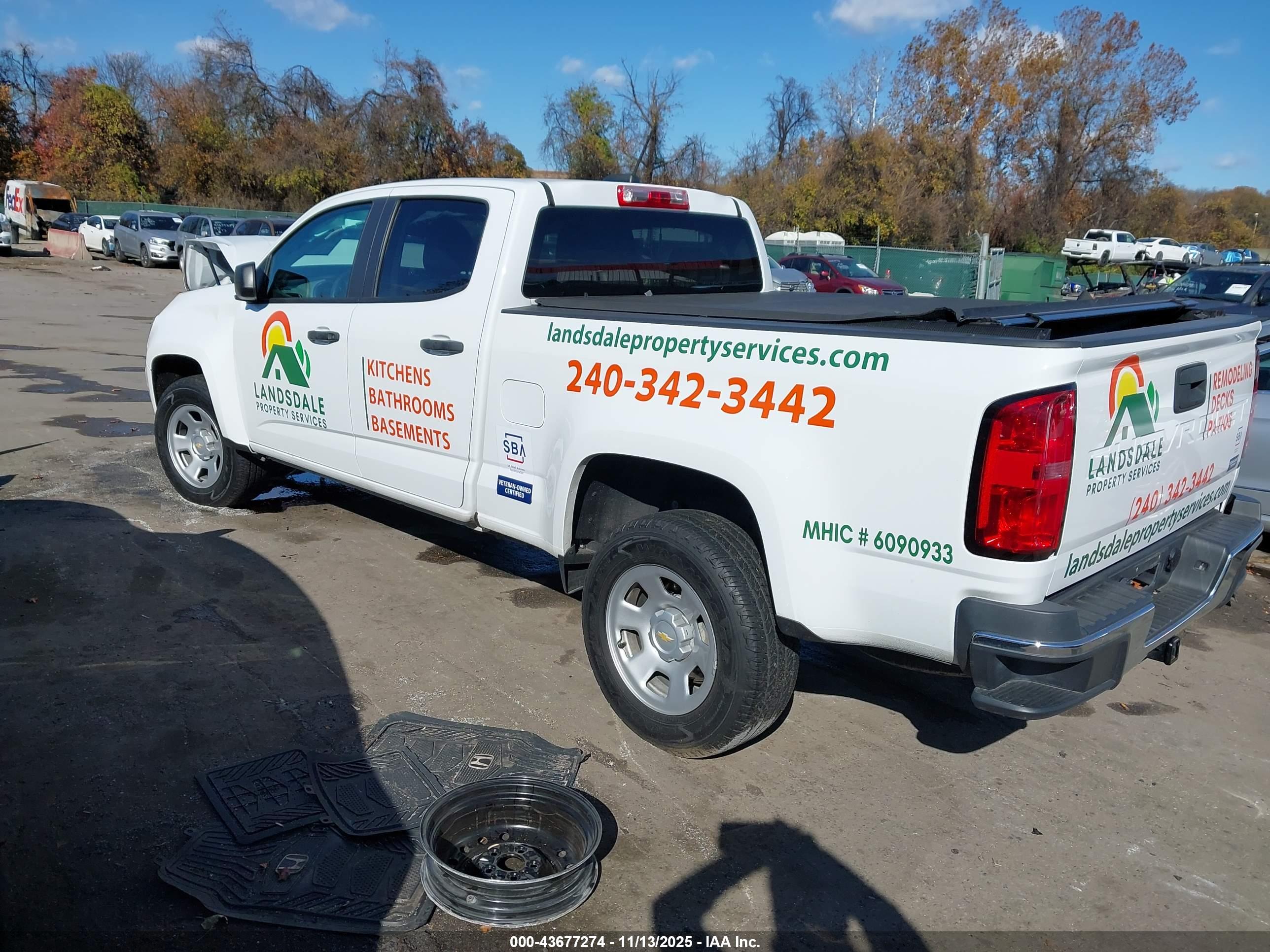 CHEVROLET COLORADO image 3