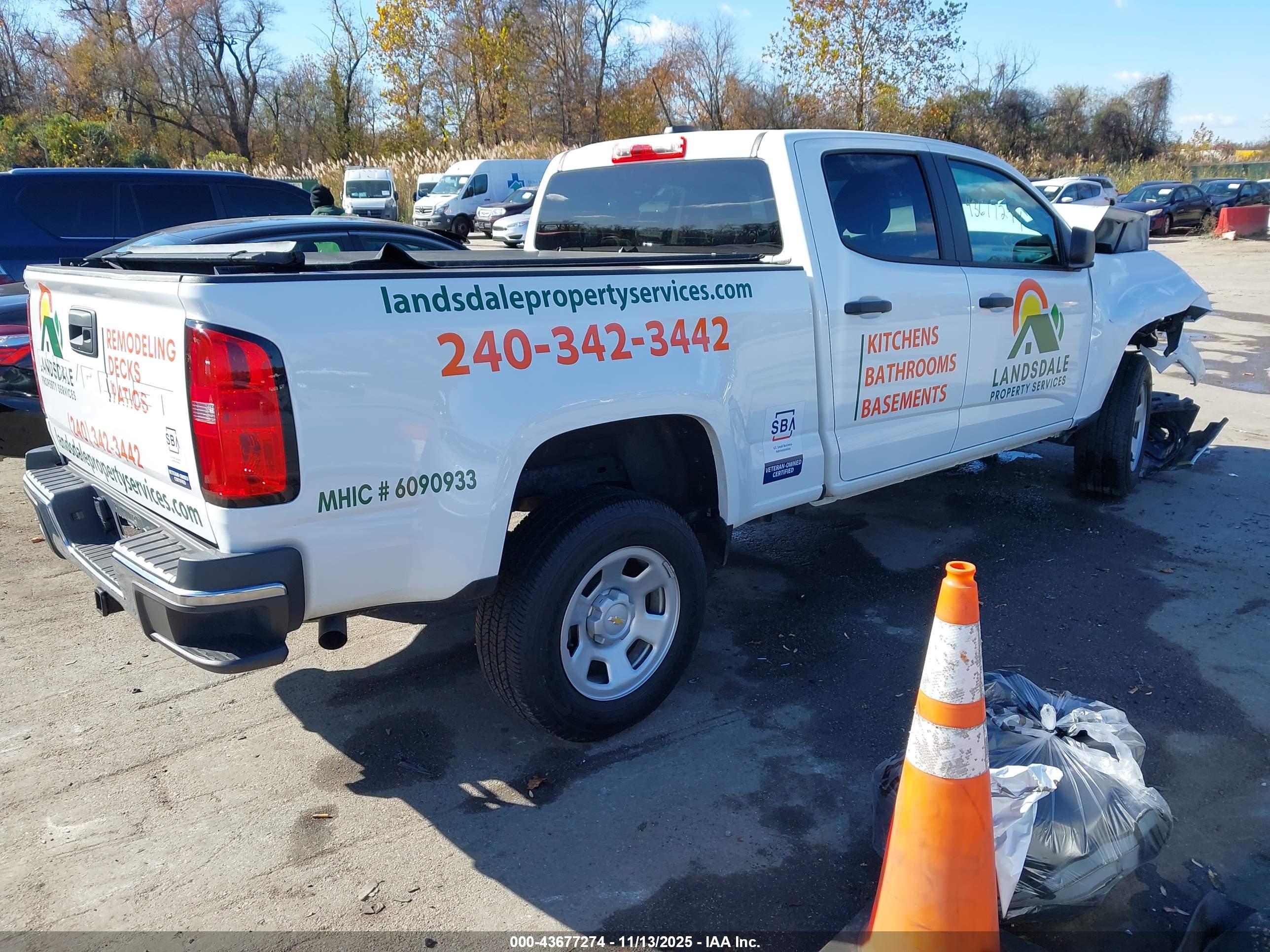 CHEVROLET COLORADO image 4