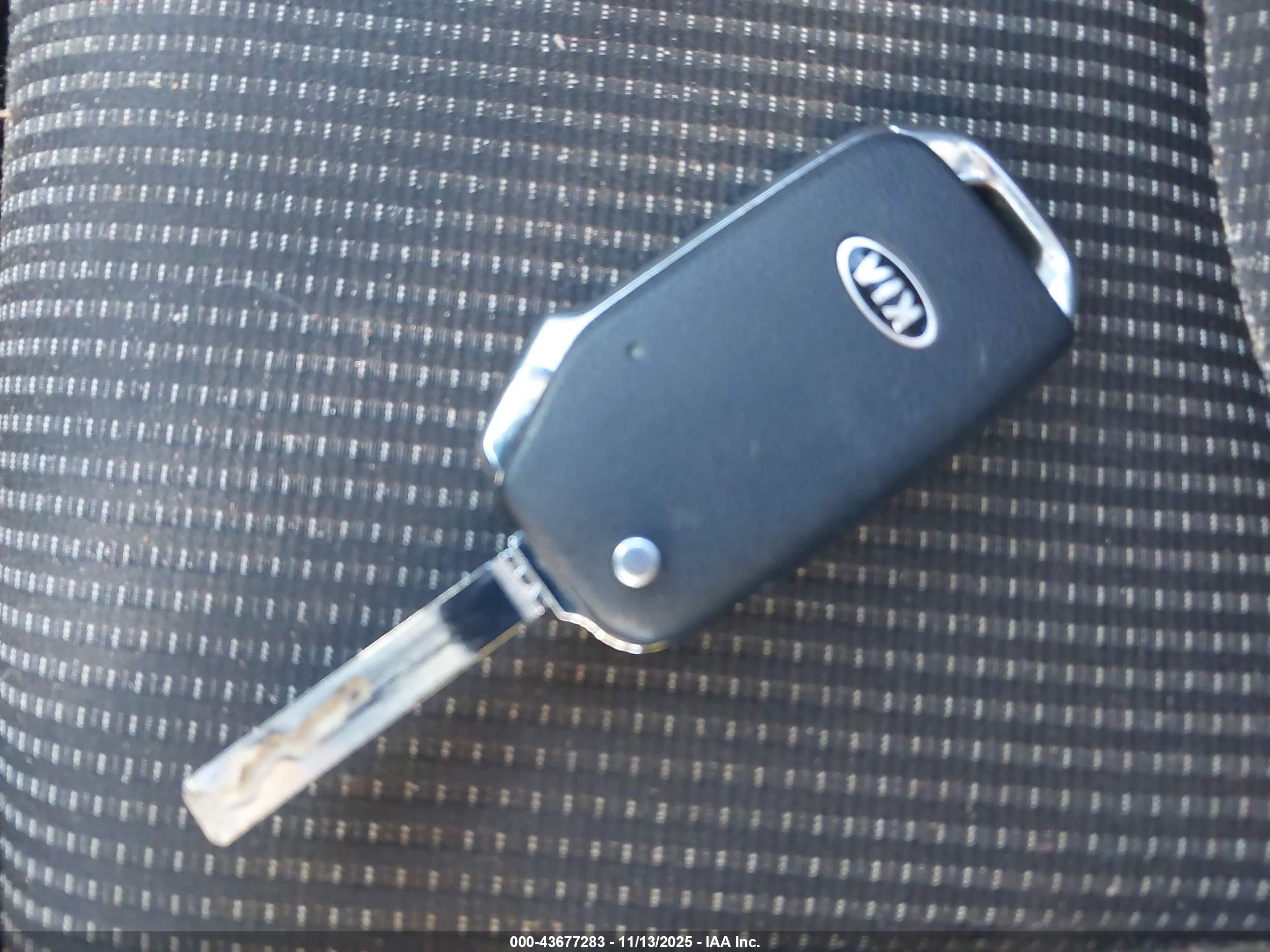 KIA FORTE image 11