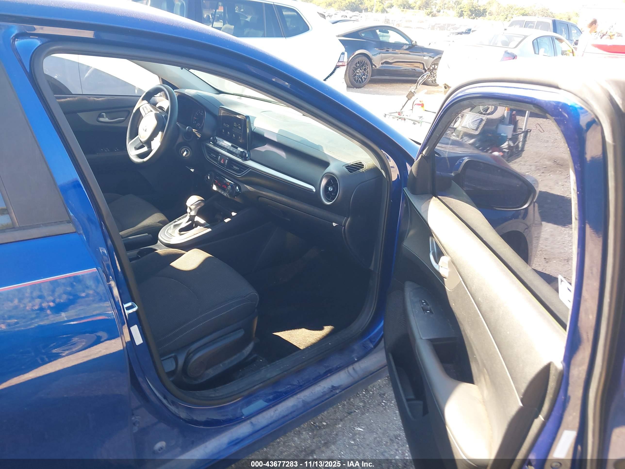 KIA FORTE image 5