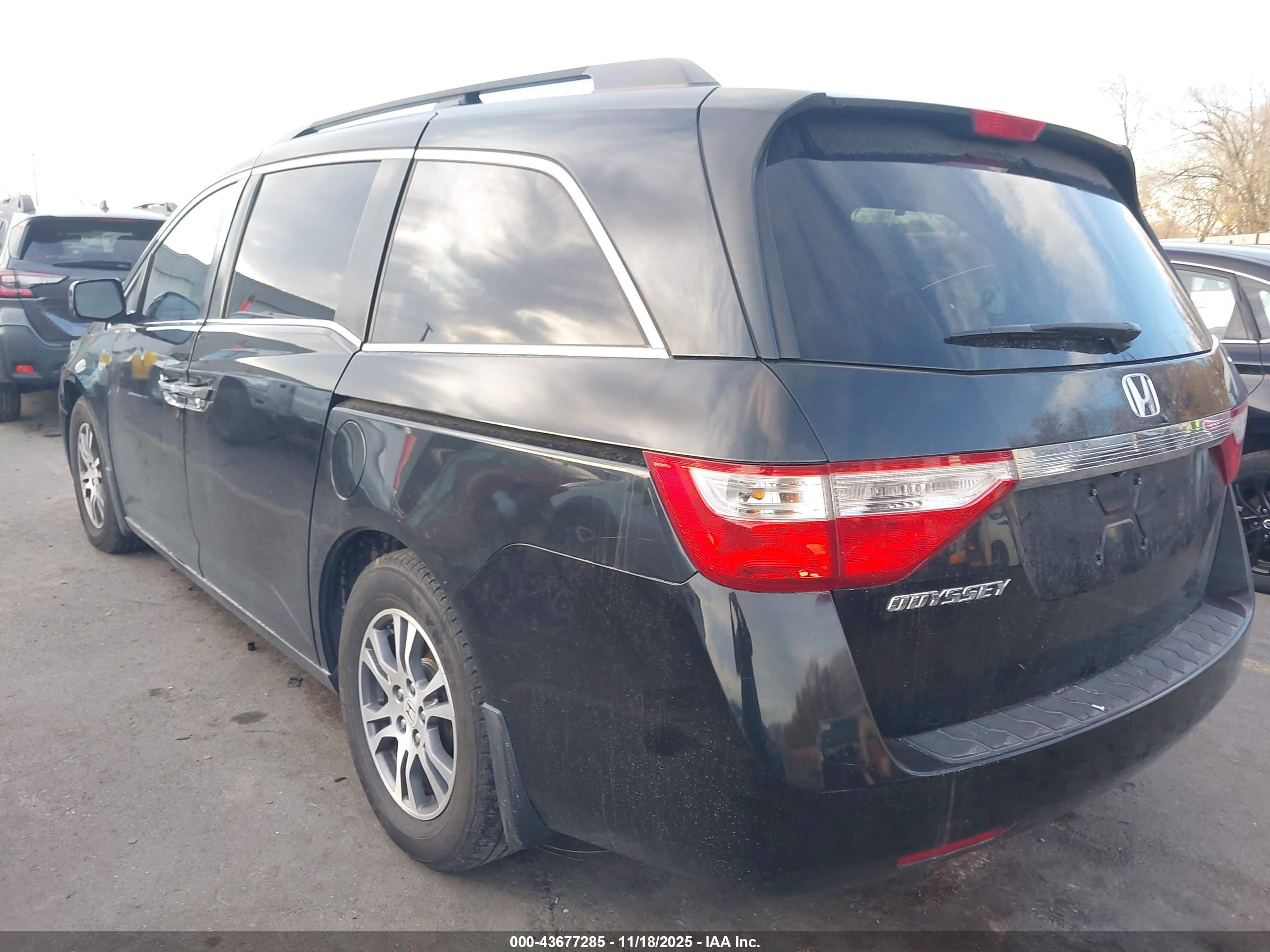 HONDA ODYSSEY image 3