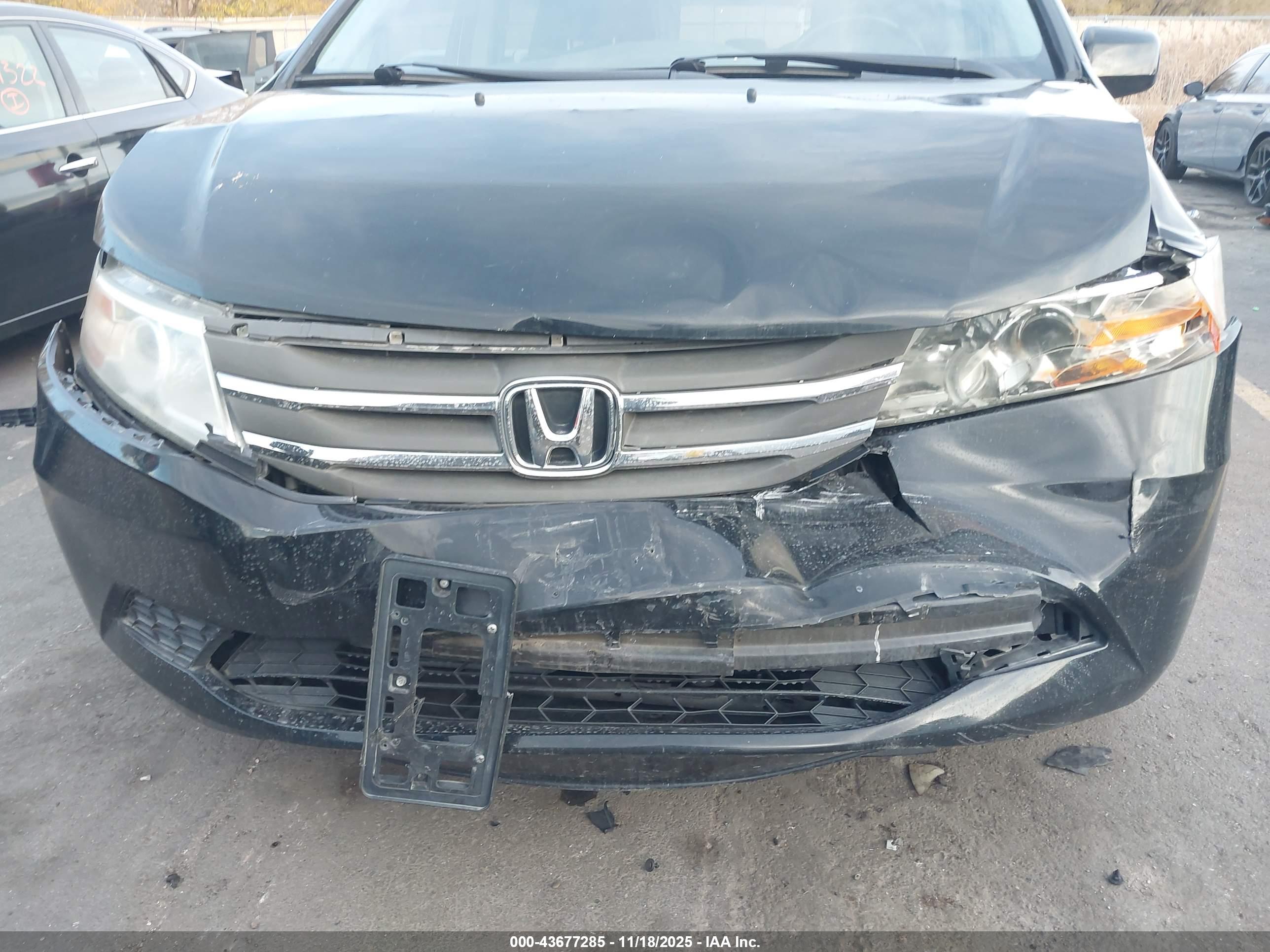 HONDA ODYSSEY image 6
