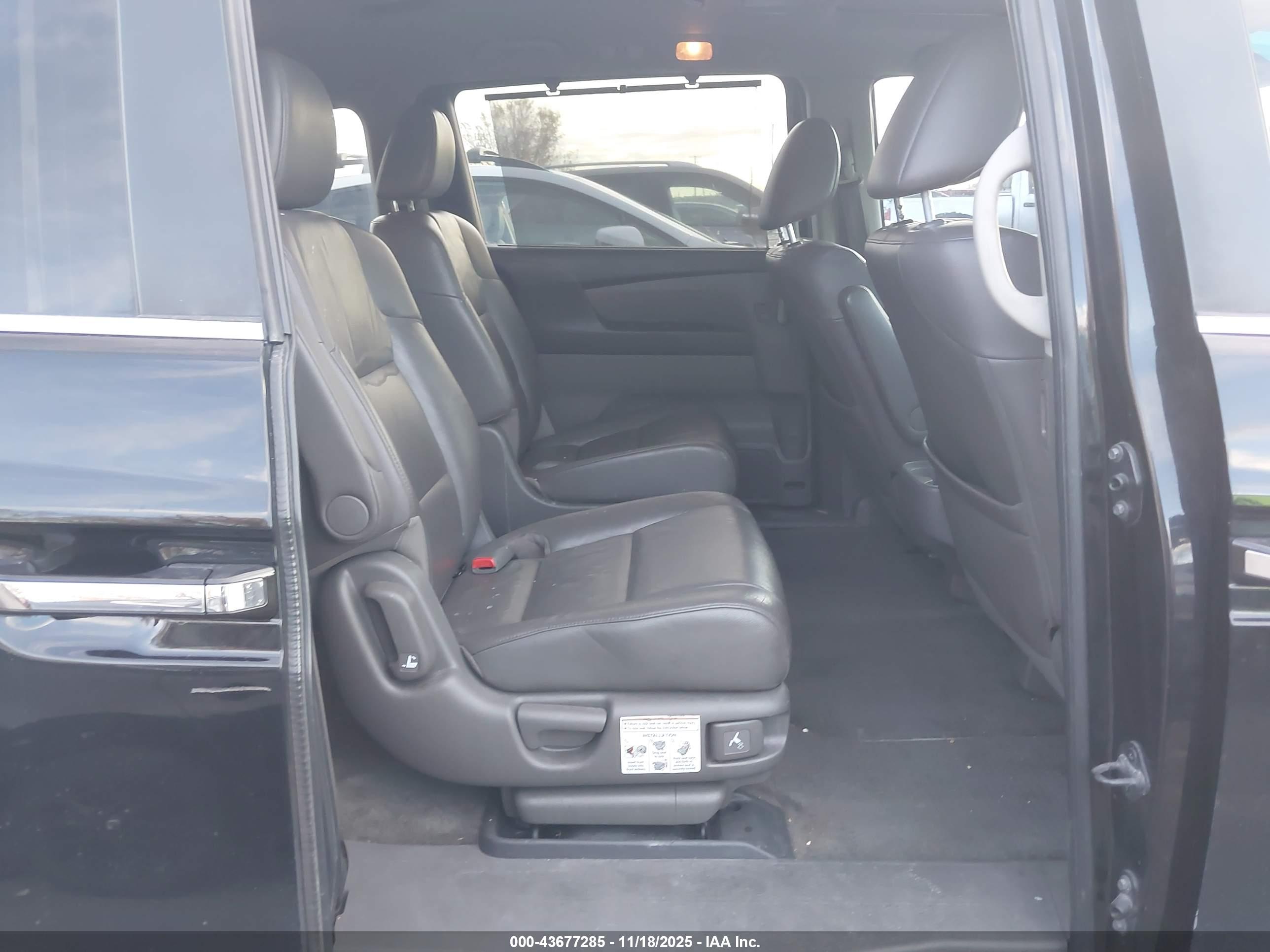 HONDA ODYSSEY image 8