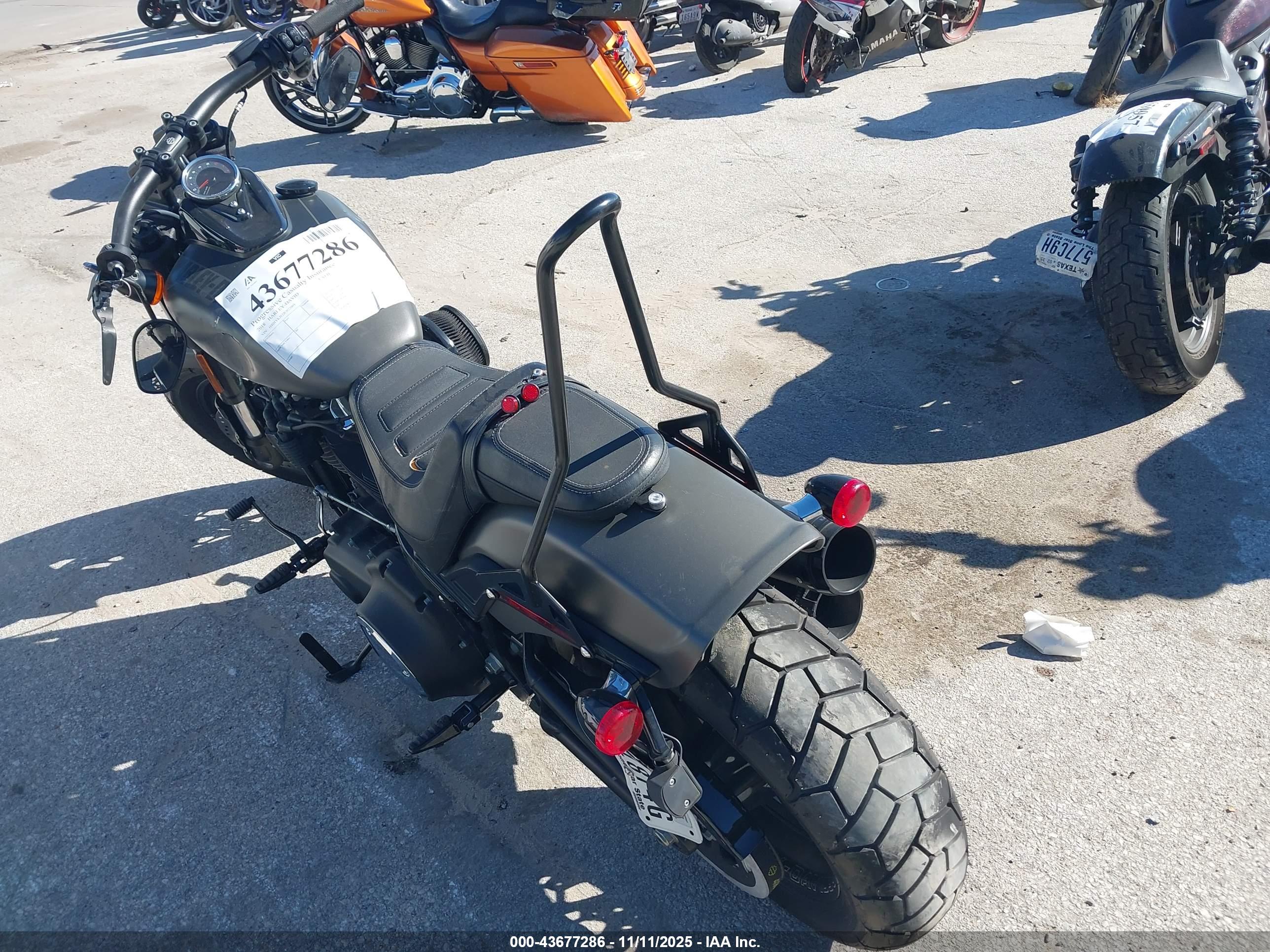 HARLEY-DAVIDSON FXFB image 3