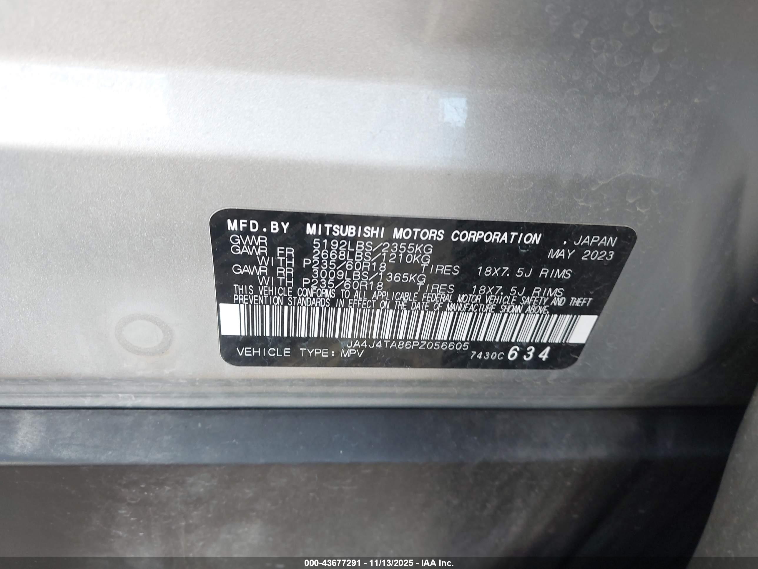 MITSUBISHI OUTLANDER image 9