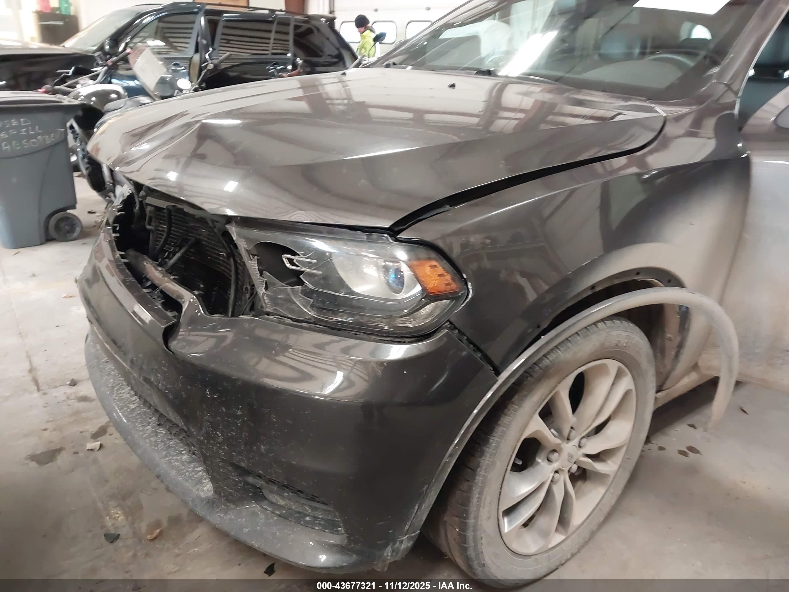 DODGE DURANGO image 6