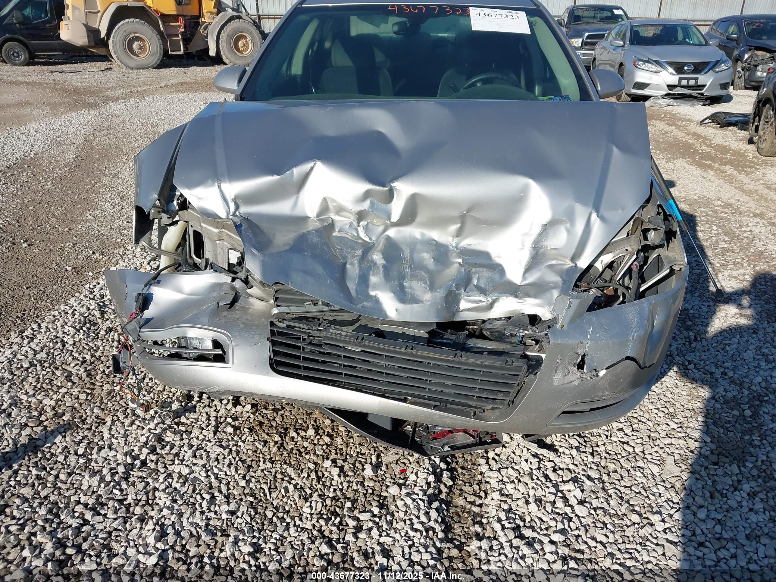 CHEVROLET IMPALA image 6