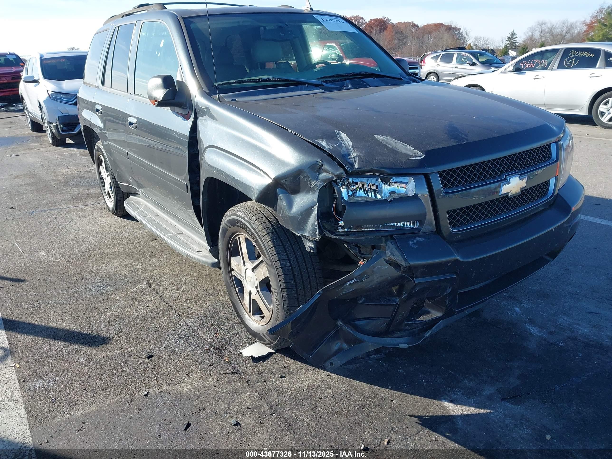 CHEVROLET TRAILBLAZER image 6