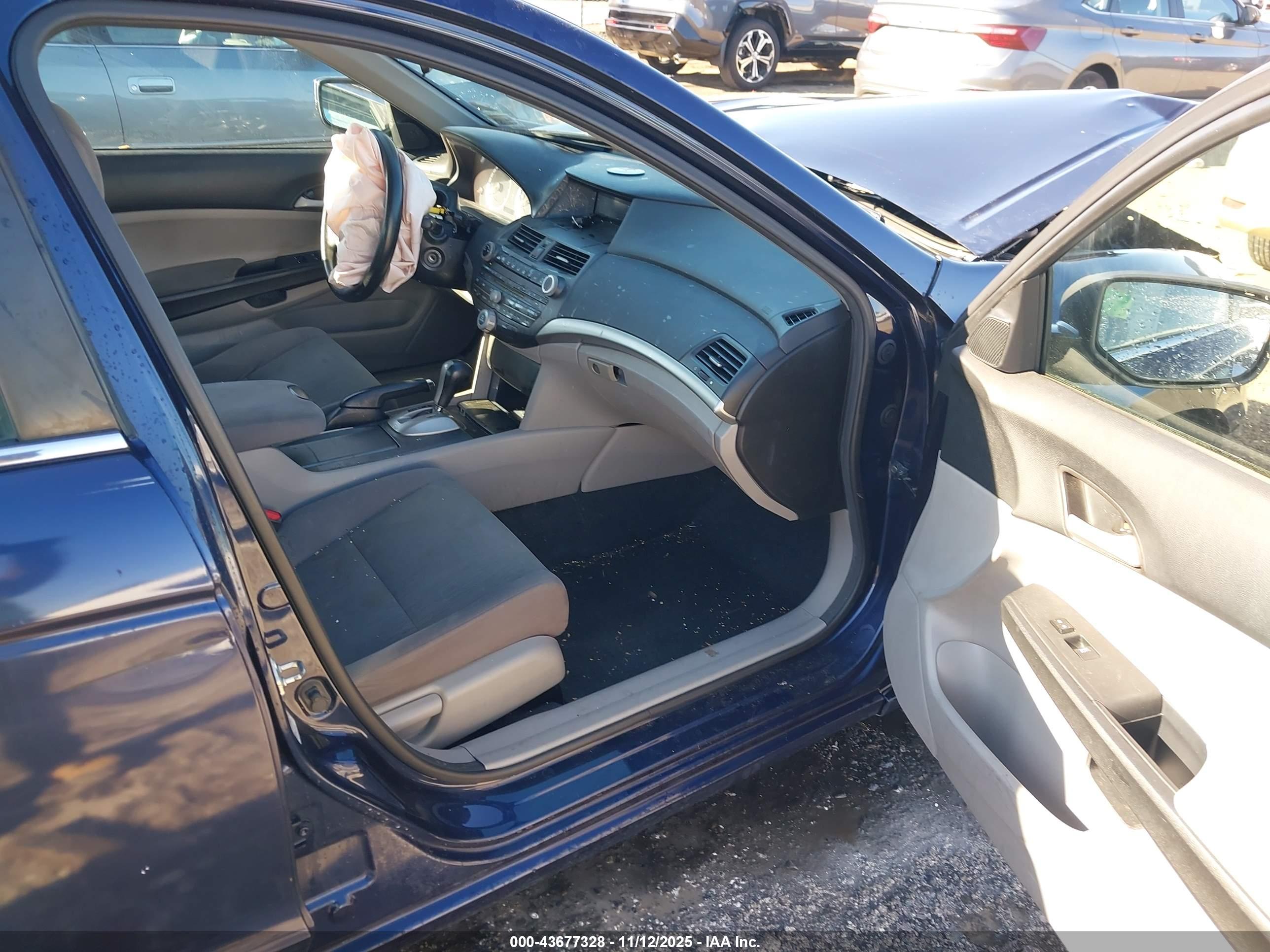HONDA ACCORD image 5