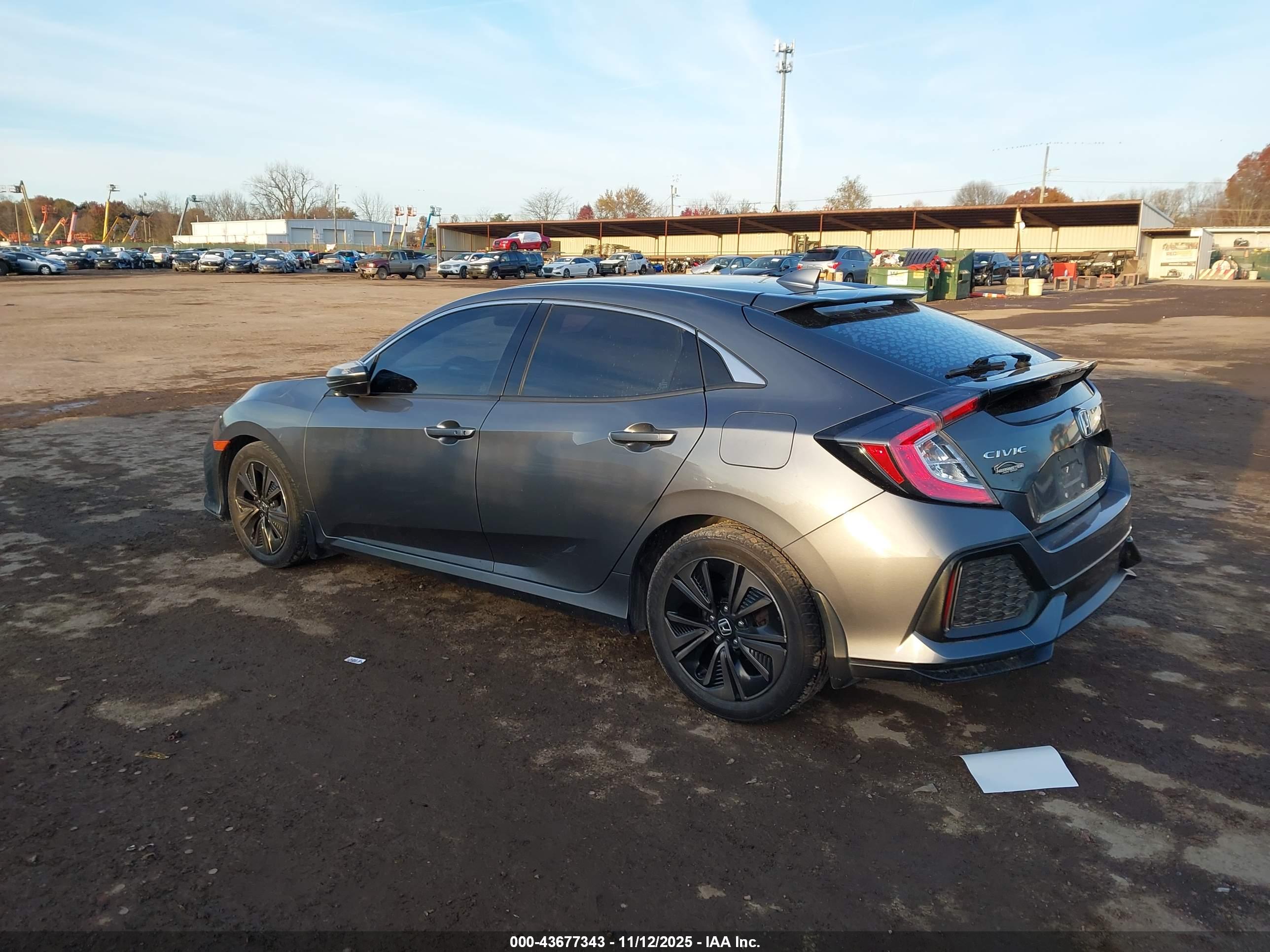 HONDA CIVIC image 3