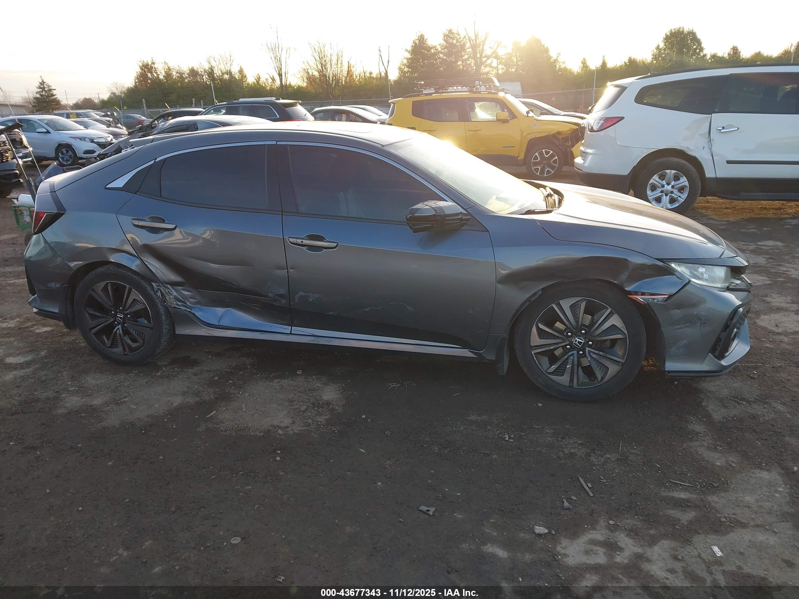 HONDA CIVIC image 6