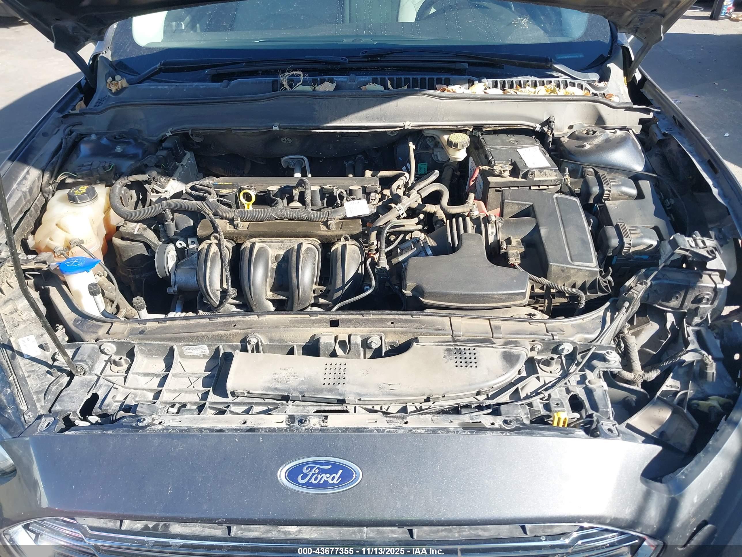 FORD FUSION image 10