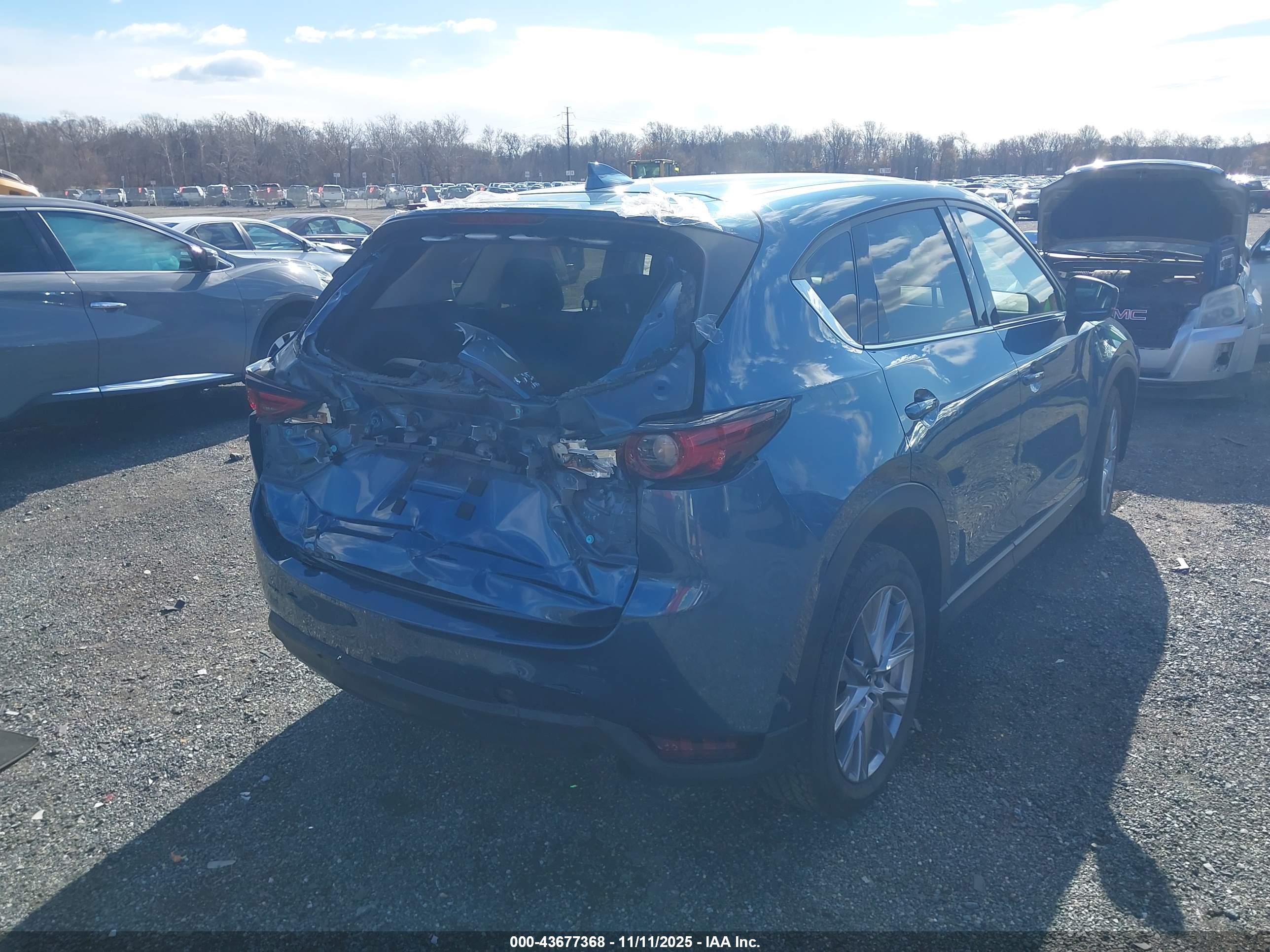 MAZDA CX-5 image 4