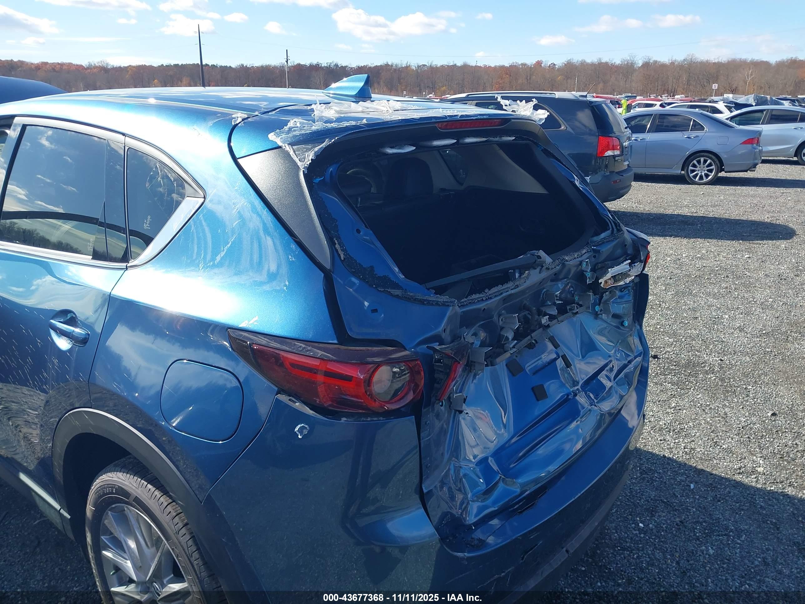 MAZDA CX-5 image 6