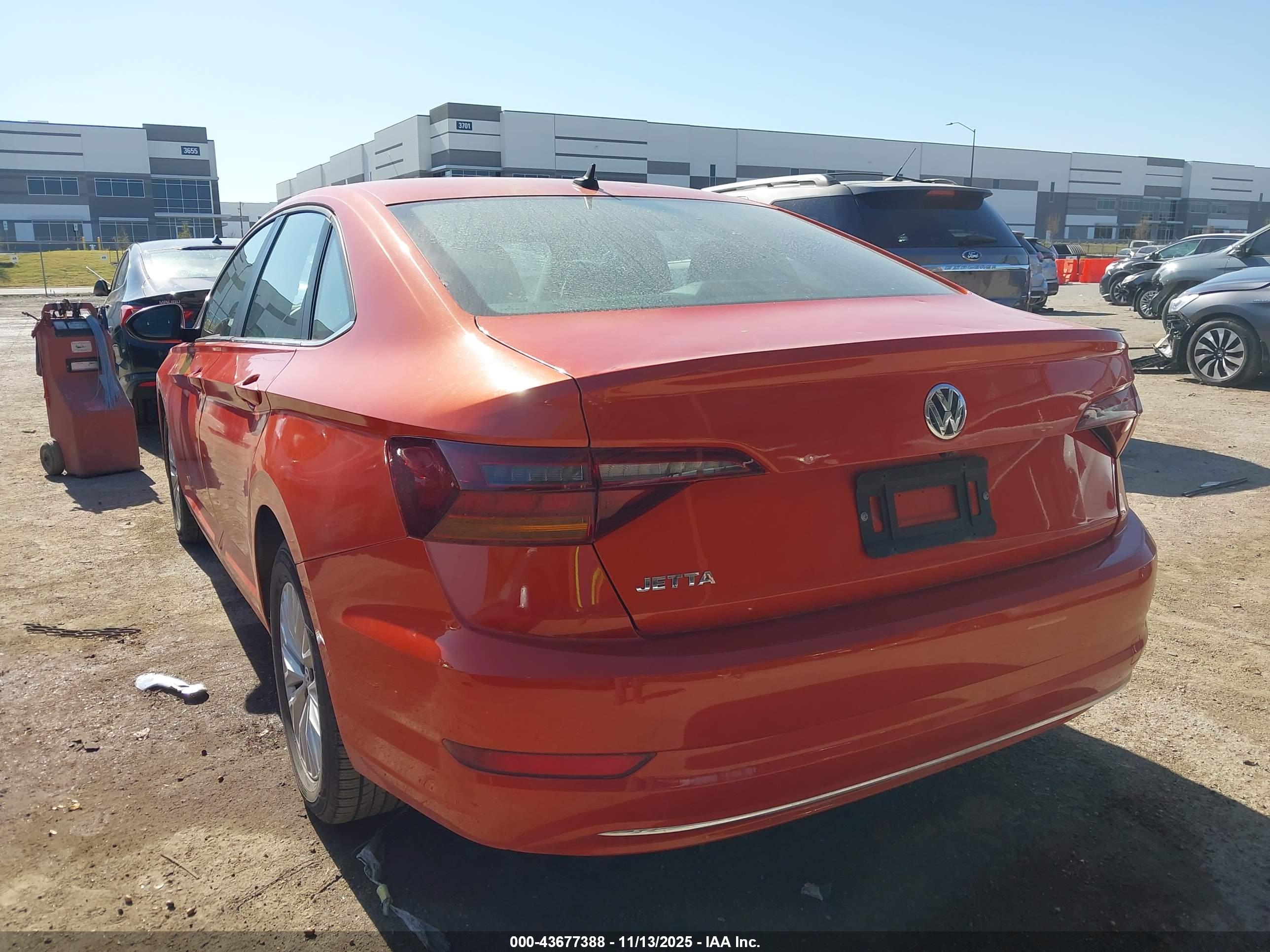 VOLKSWAGEN JETTA image 3