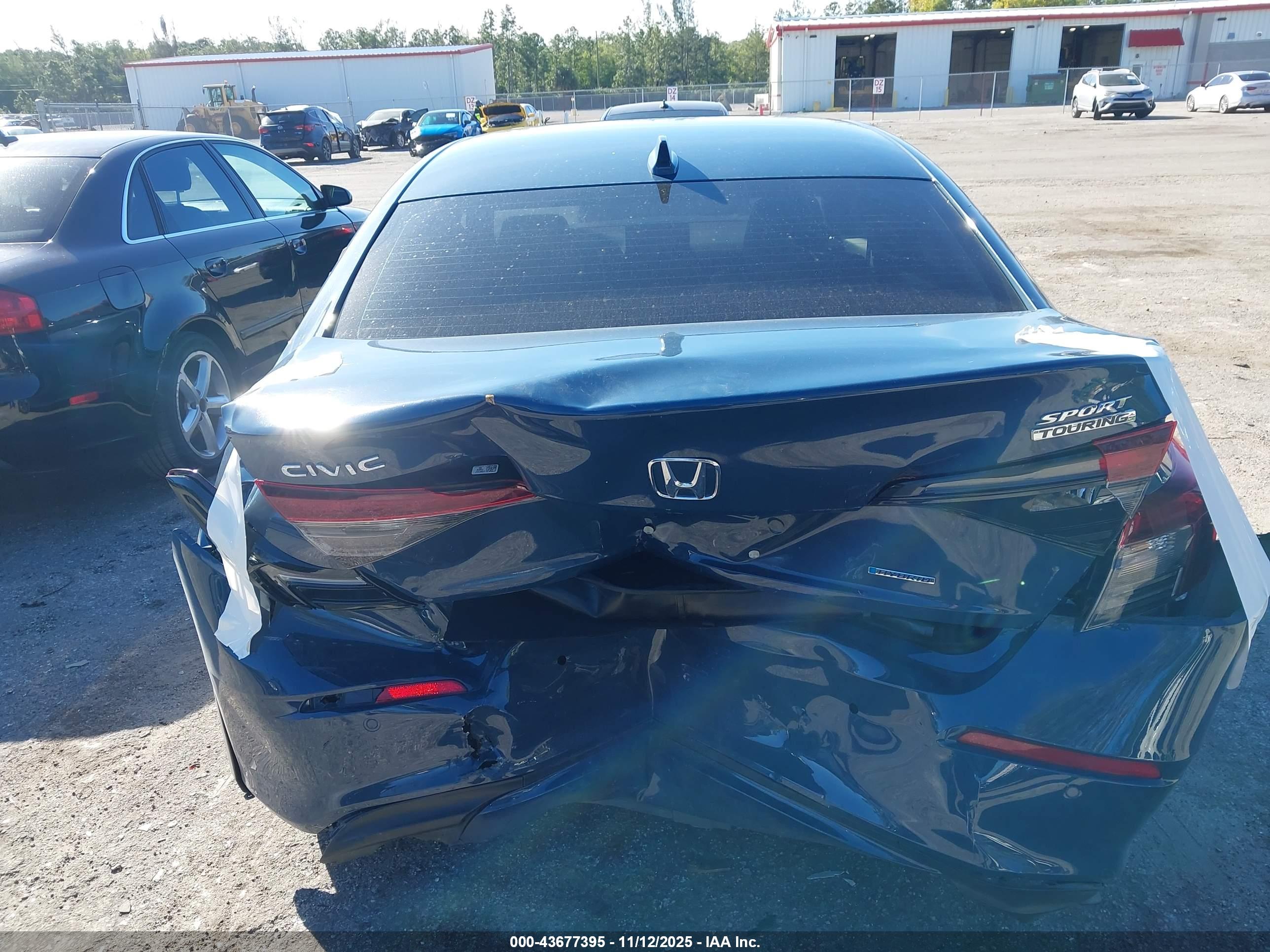HONDA CIVIC image 6
