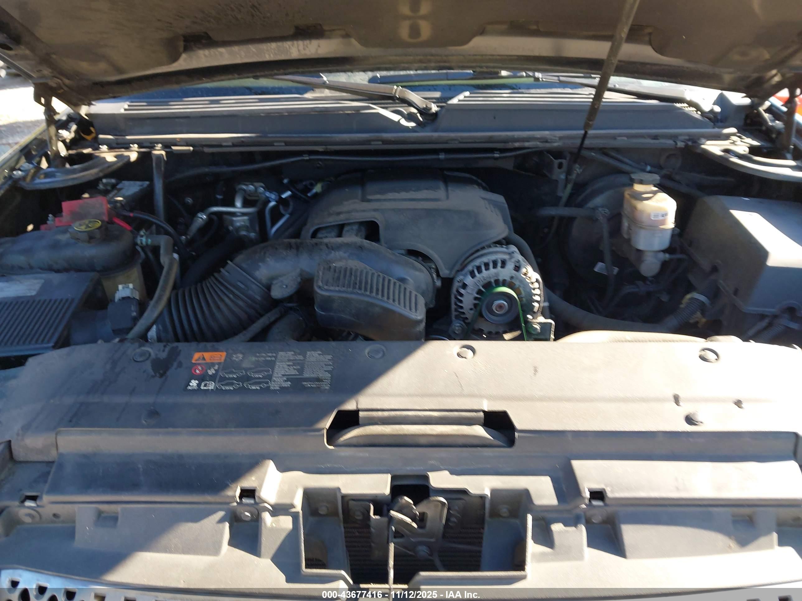 GMC YUKON image 10