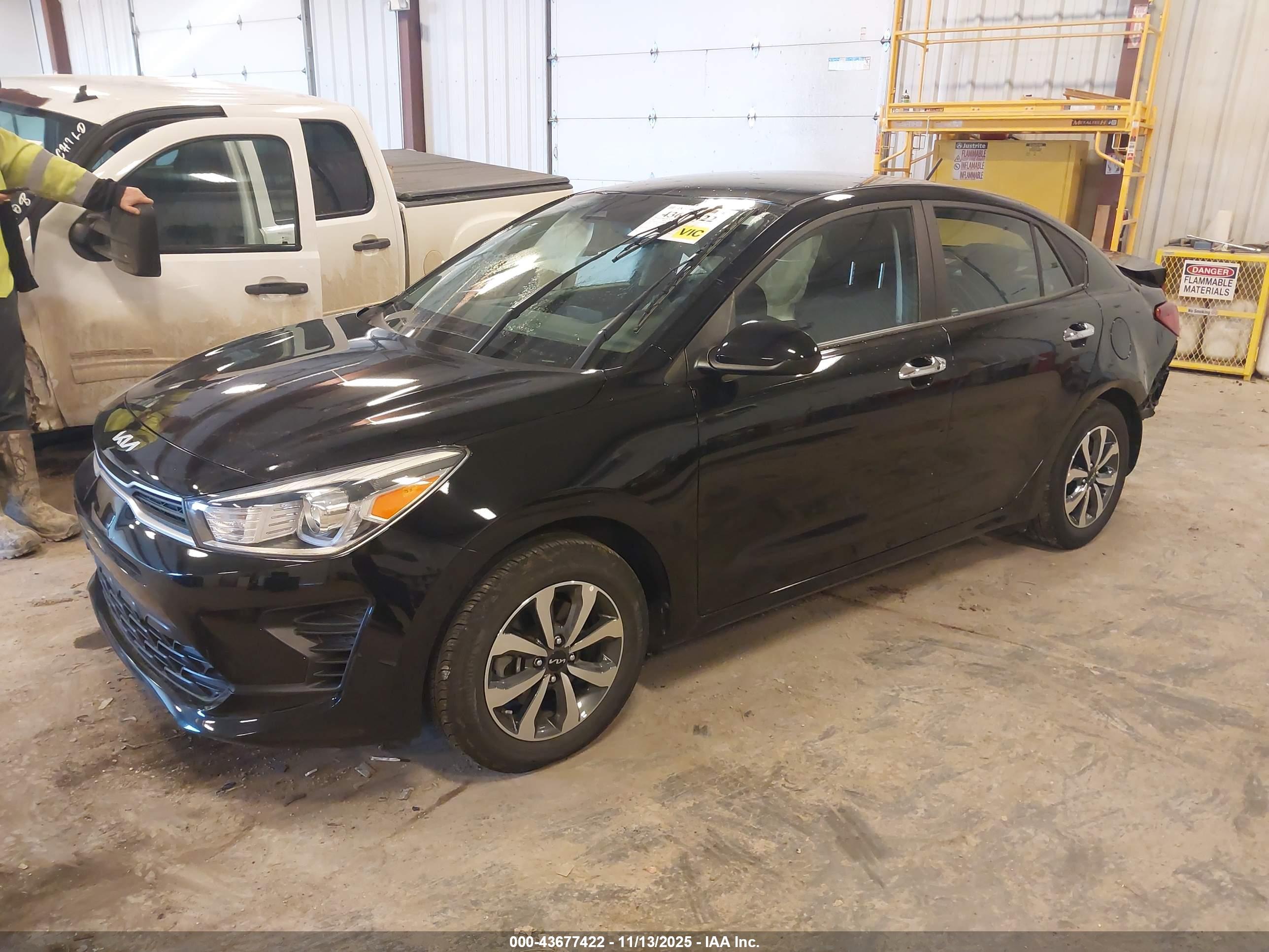 KIA RIO image 2