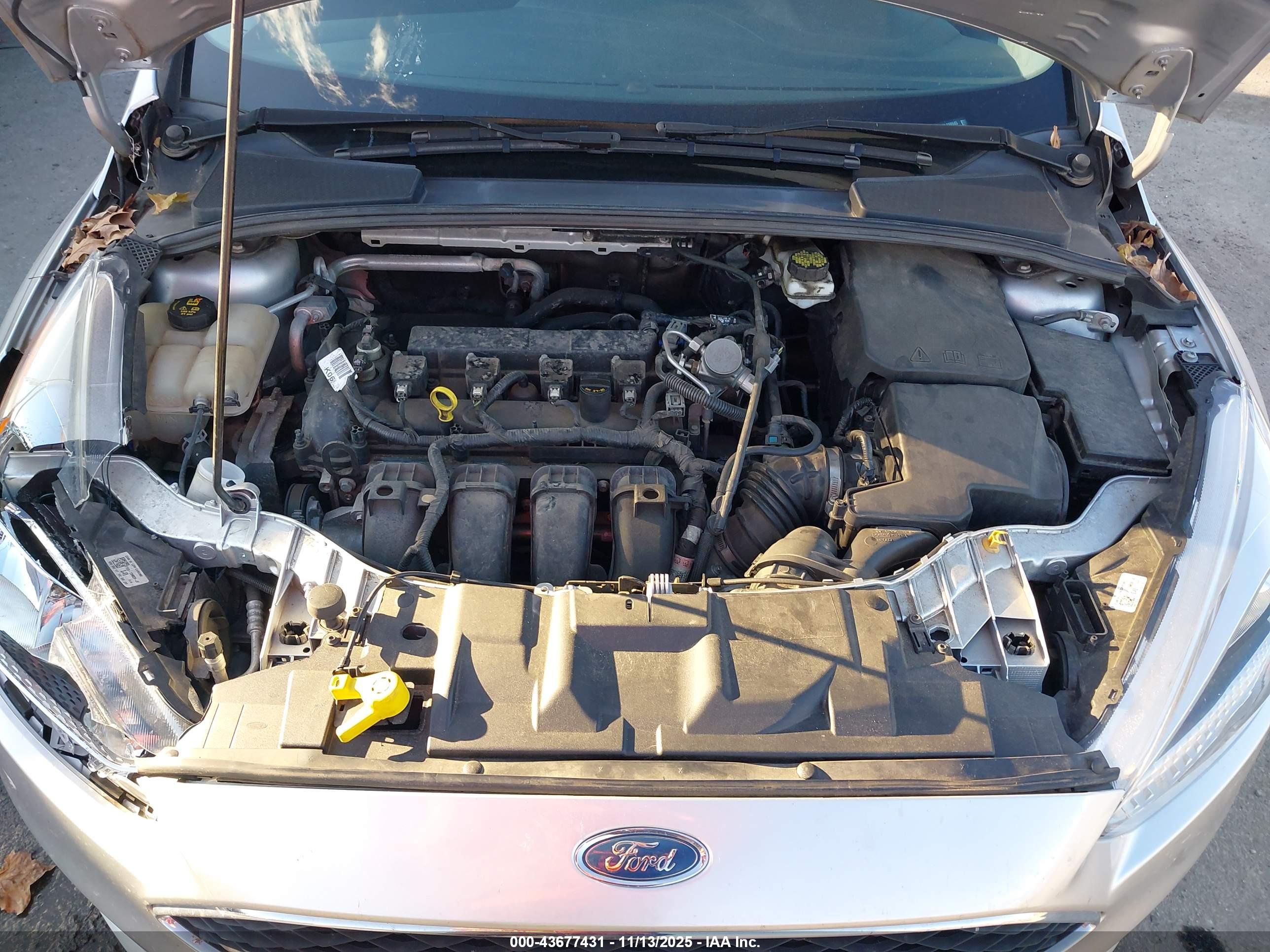 FORD FOCUS image 10