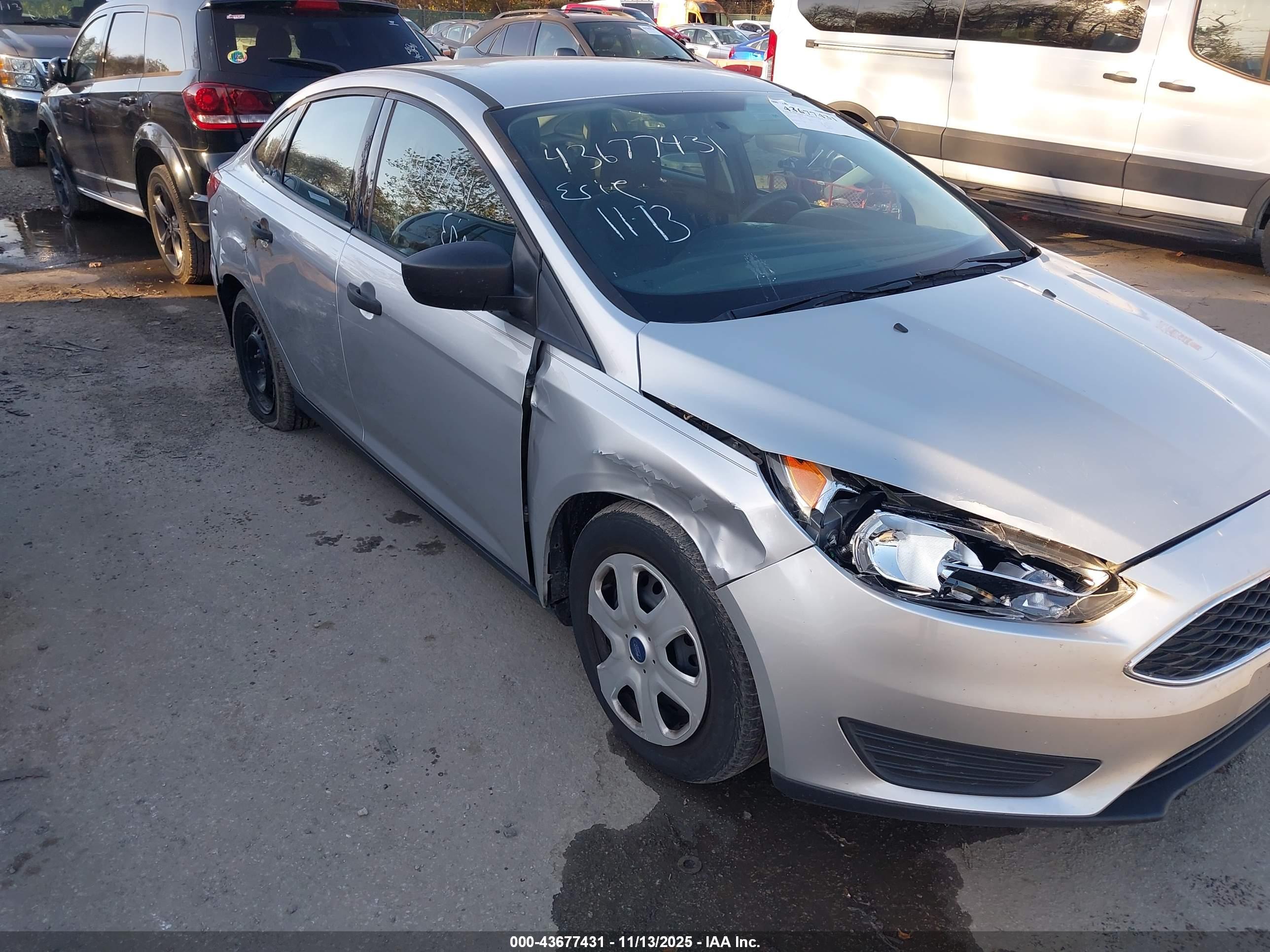 FORD FOCUS image 6