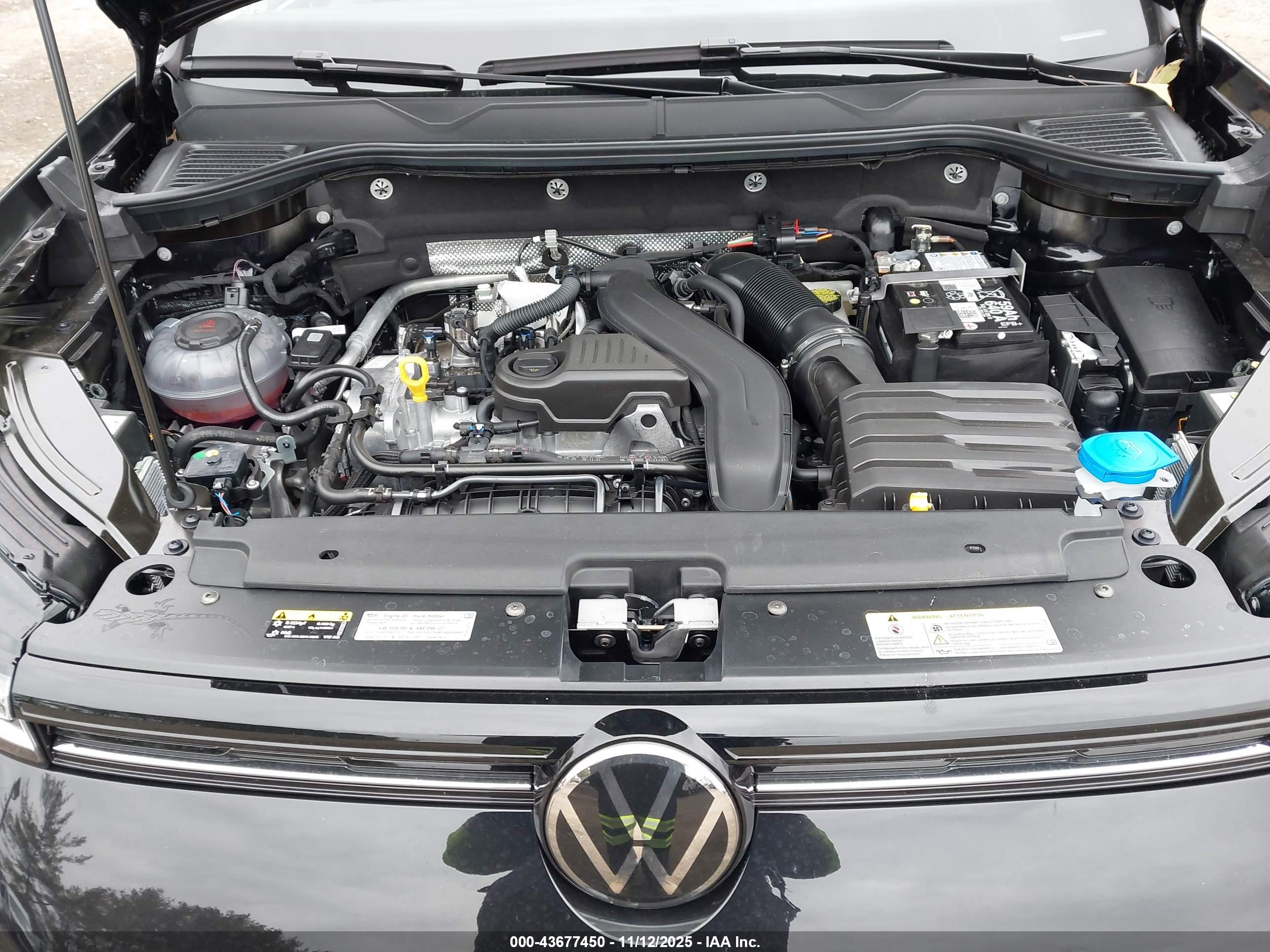 VOLKSWAGEN TAOS image 10