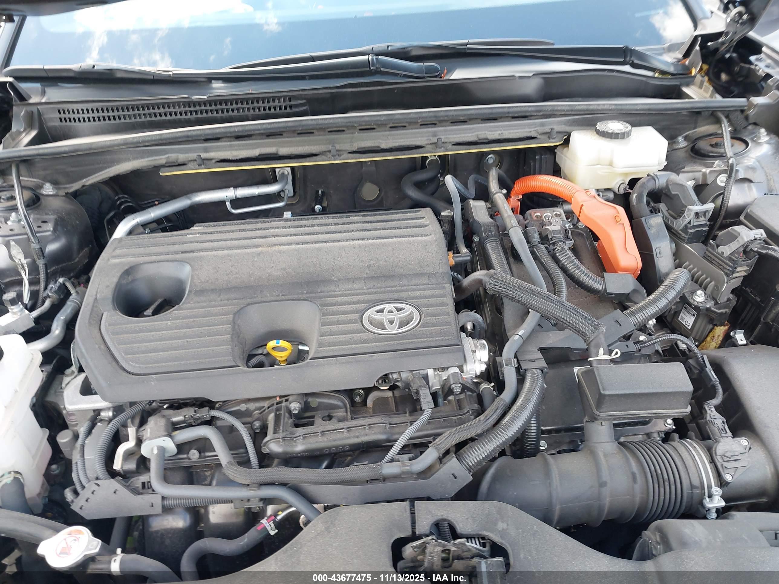 TOYOTA CROWN image 10
