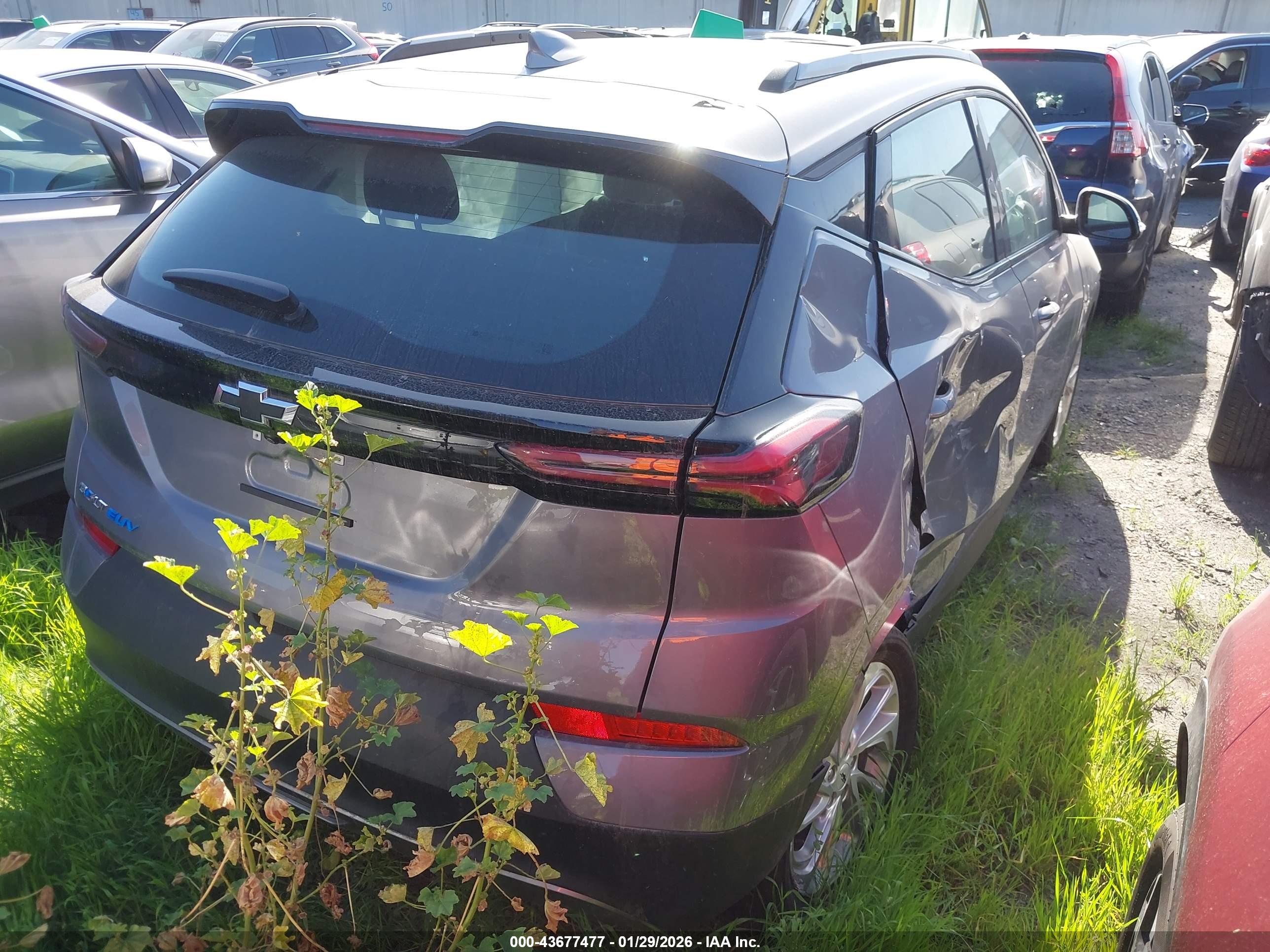 CHEVROLET BOLT image 4