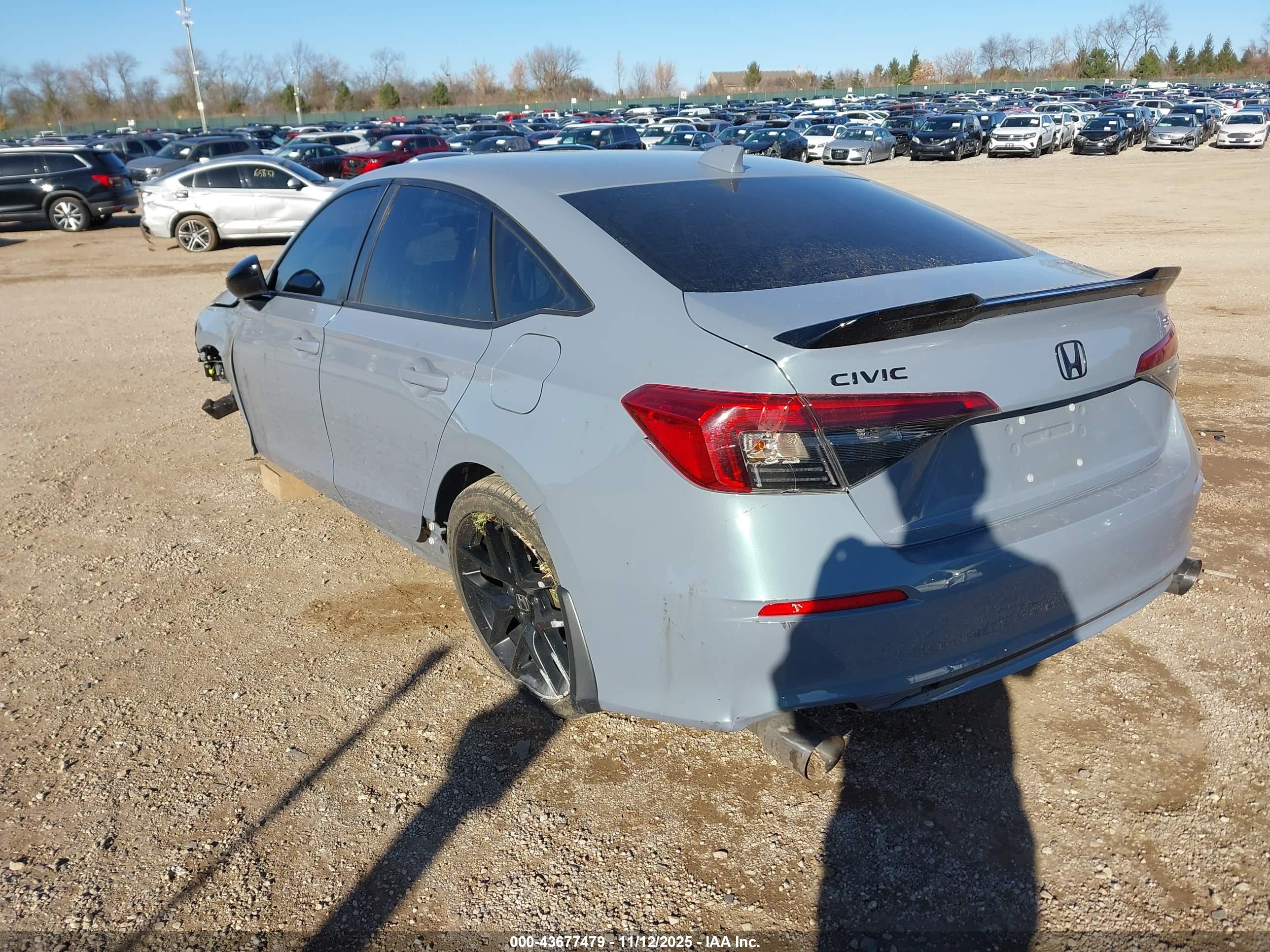 HONDA CIVIC image 3