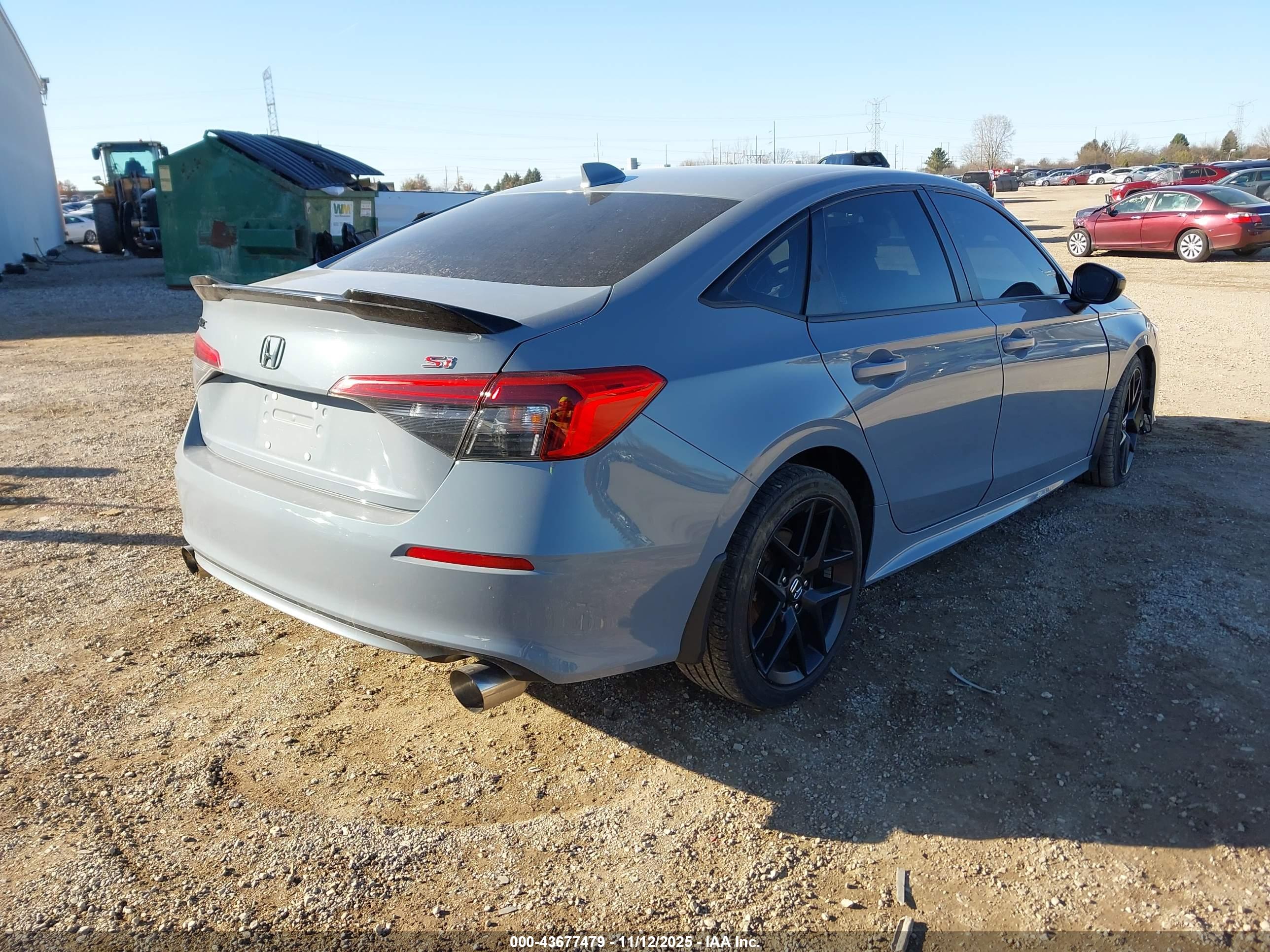 HONDA CIVIC image 4