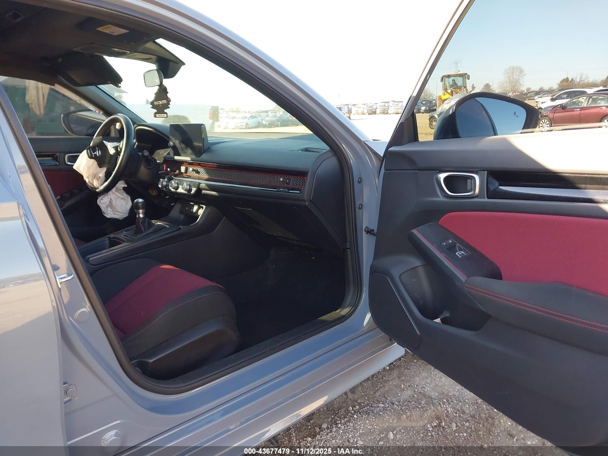 HONDA CIVIC image 5