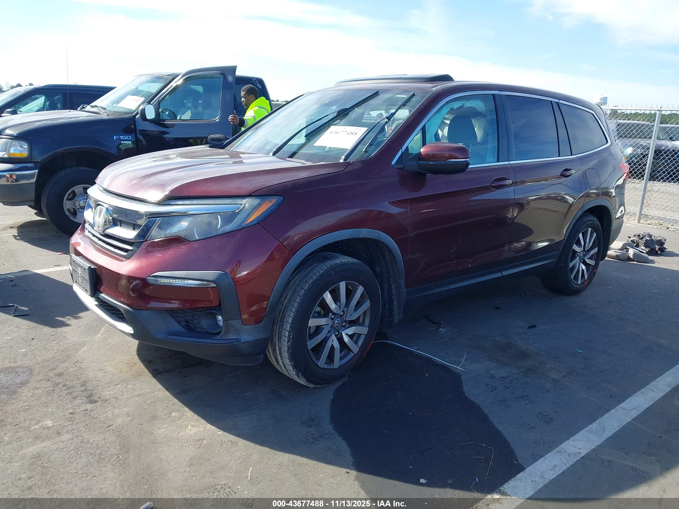 HONDA PILOT image 2