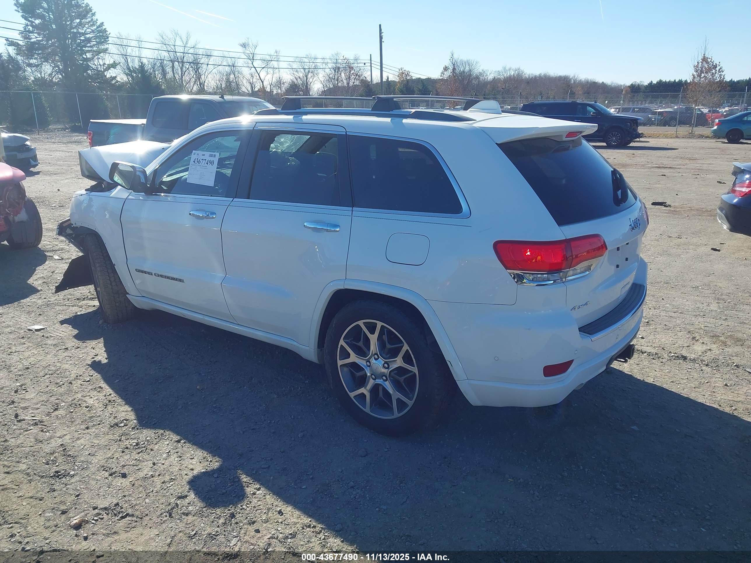 JEEP GRAND image 3