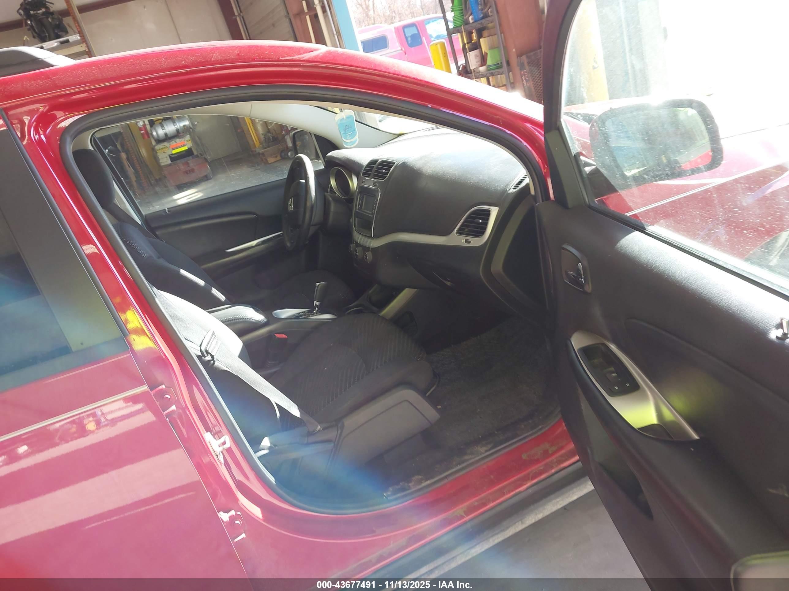 DODGE JOURNEY image 5