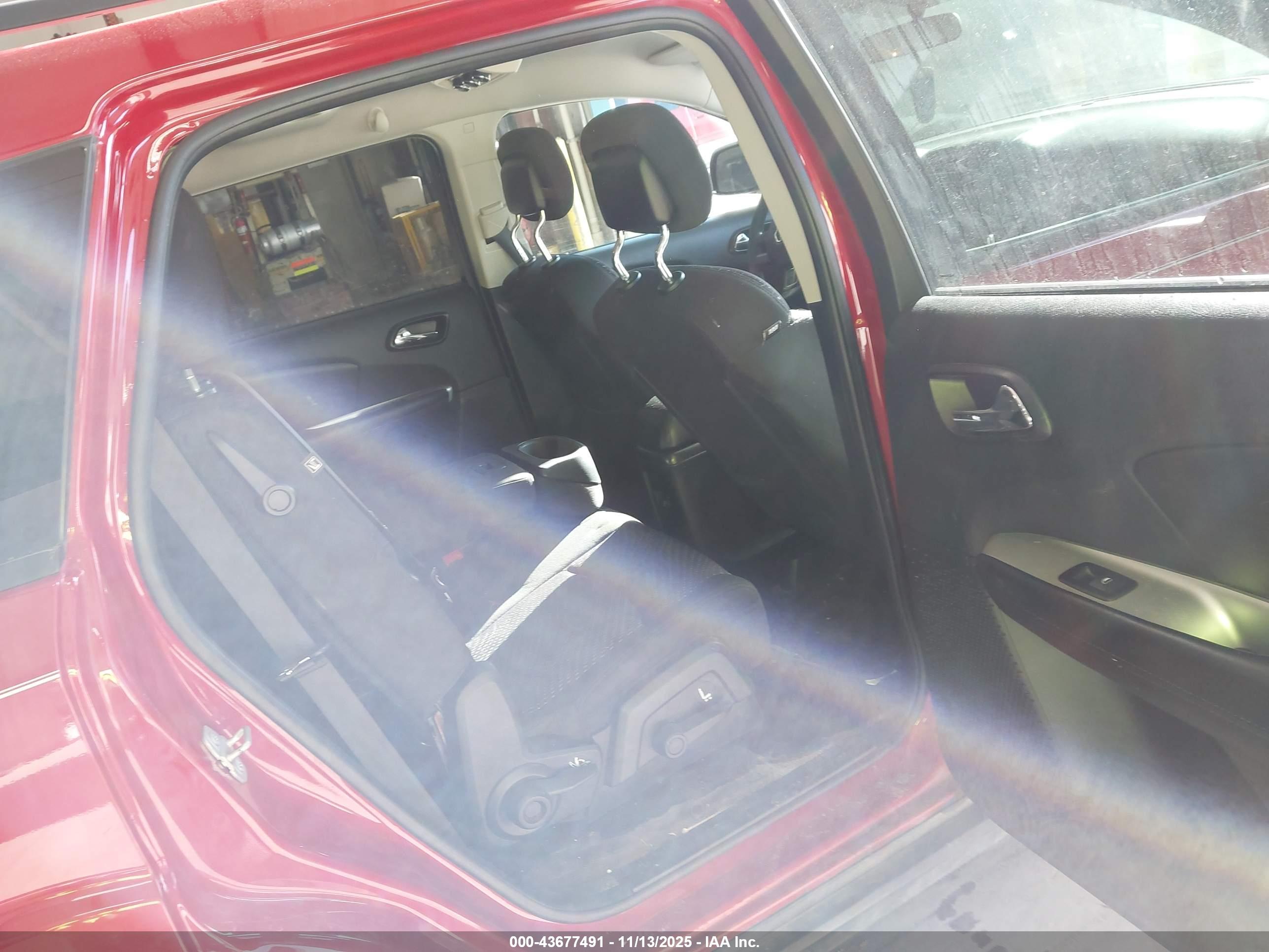 DODGE JOURNEY image 8